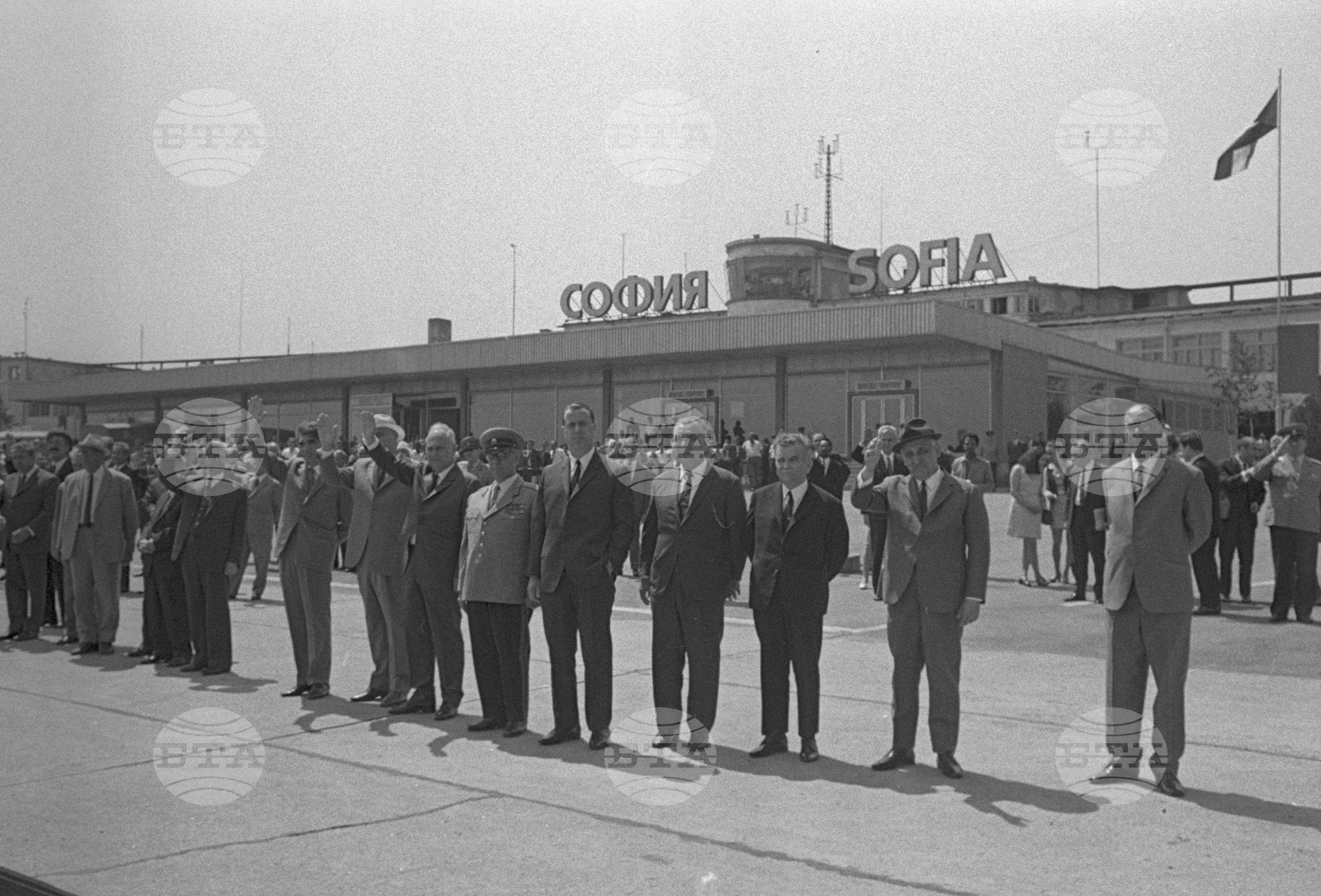 Генерал-майор Джафаар Мохамед Нимейри на посещение в България - част 5
