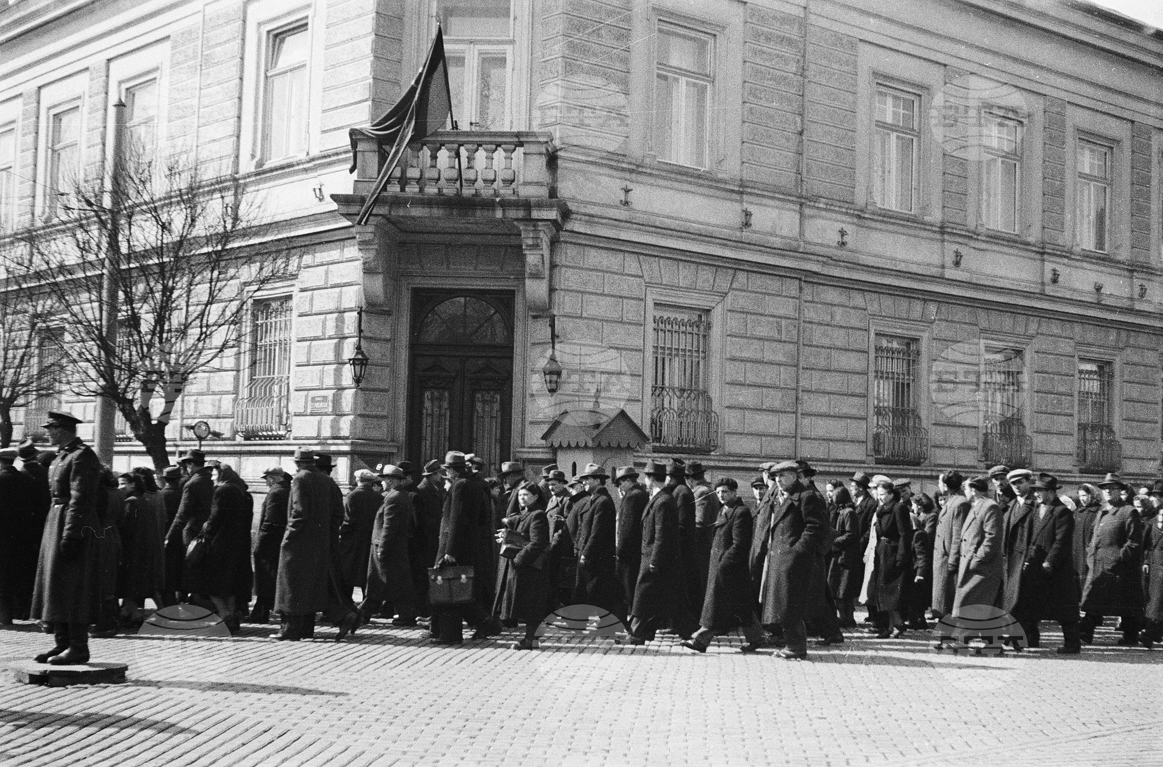 Траурни дни в София по случай смъртта на Йосиф Висарионович Сталин