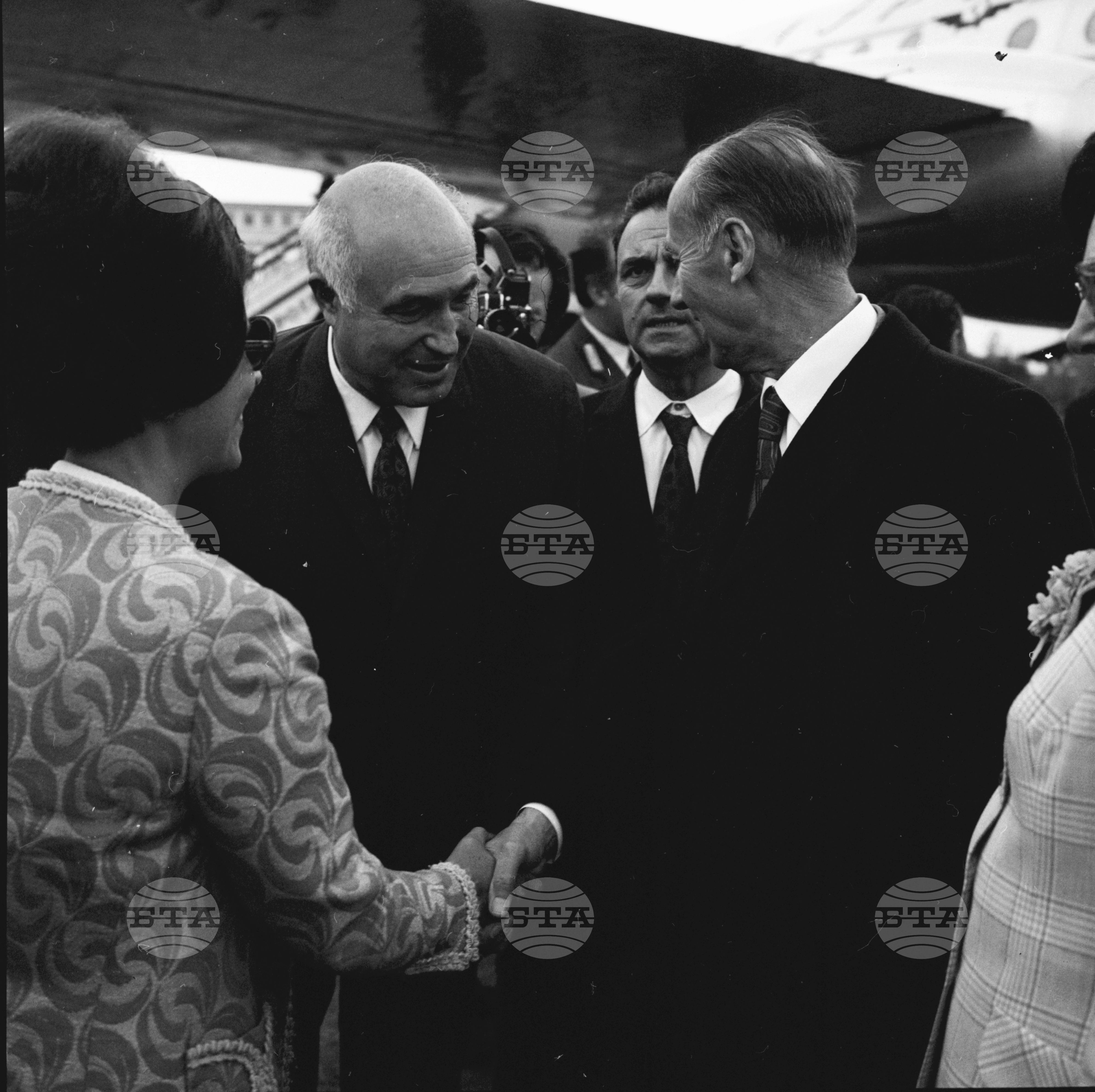 Посрещане на Рене Майо
