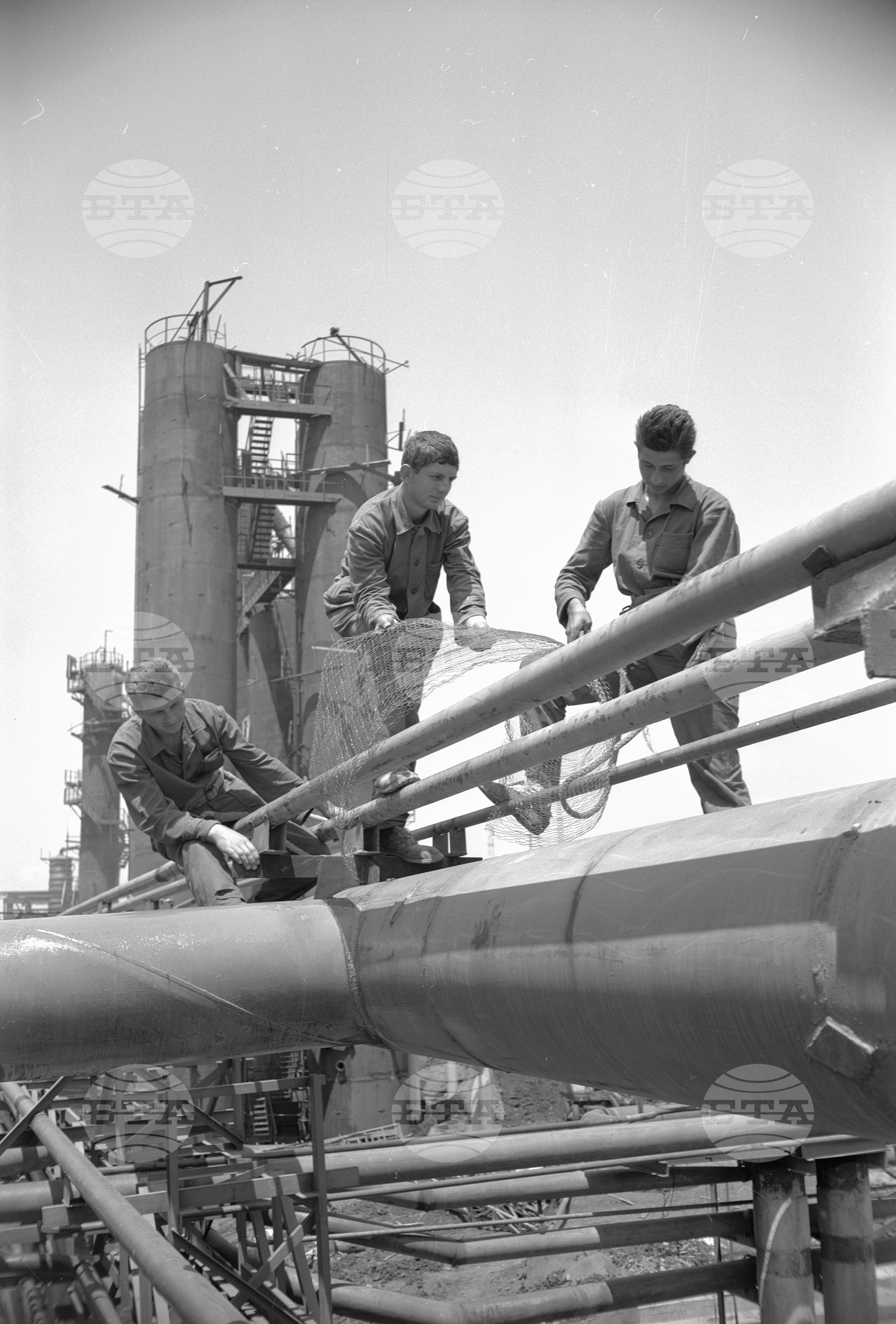 На строежа на Кремиковския металургичен комбинат - 1963