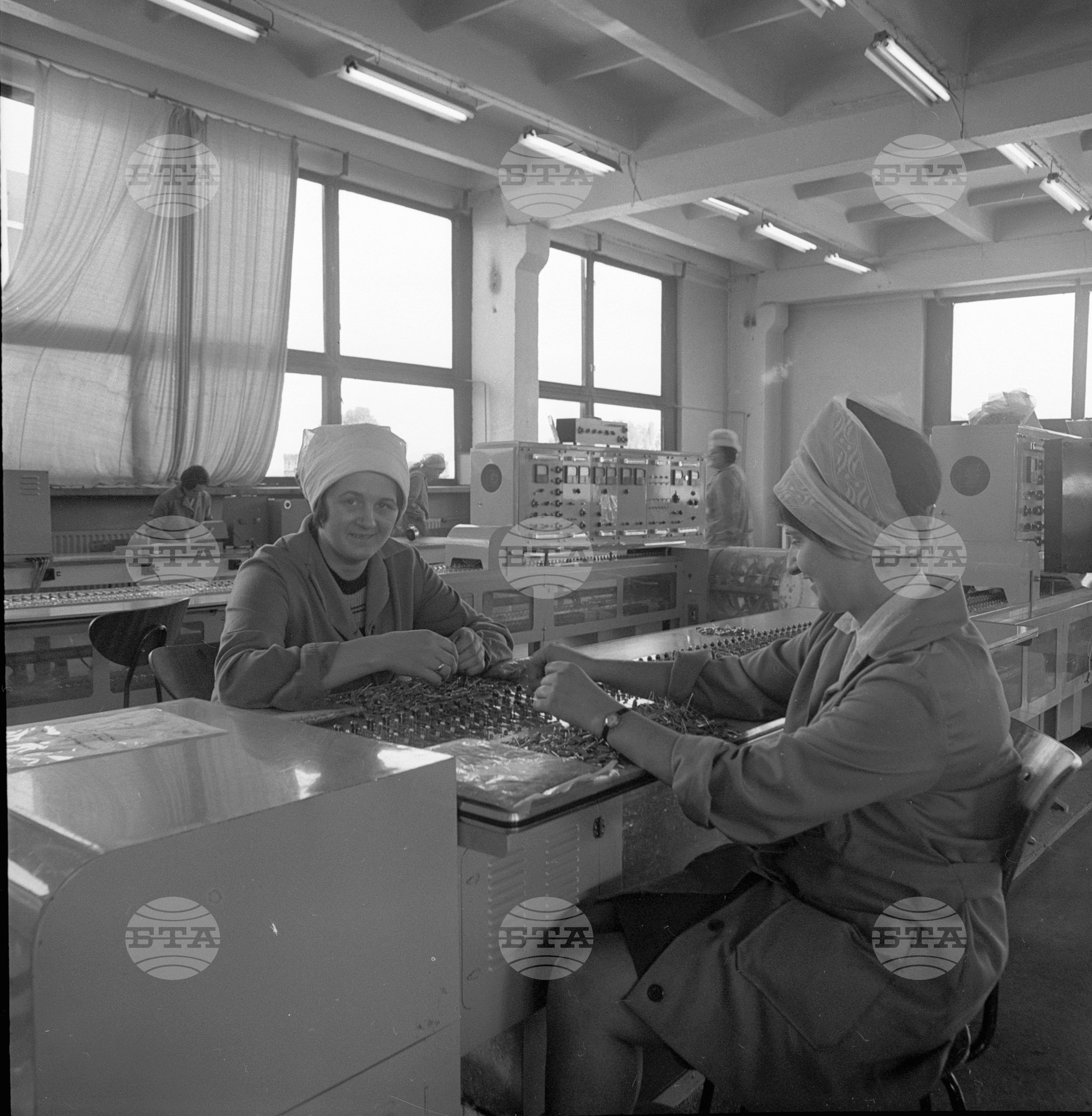 Завод за кондензатори в град Кюстендил - 1972 година