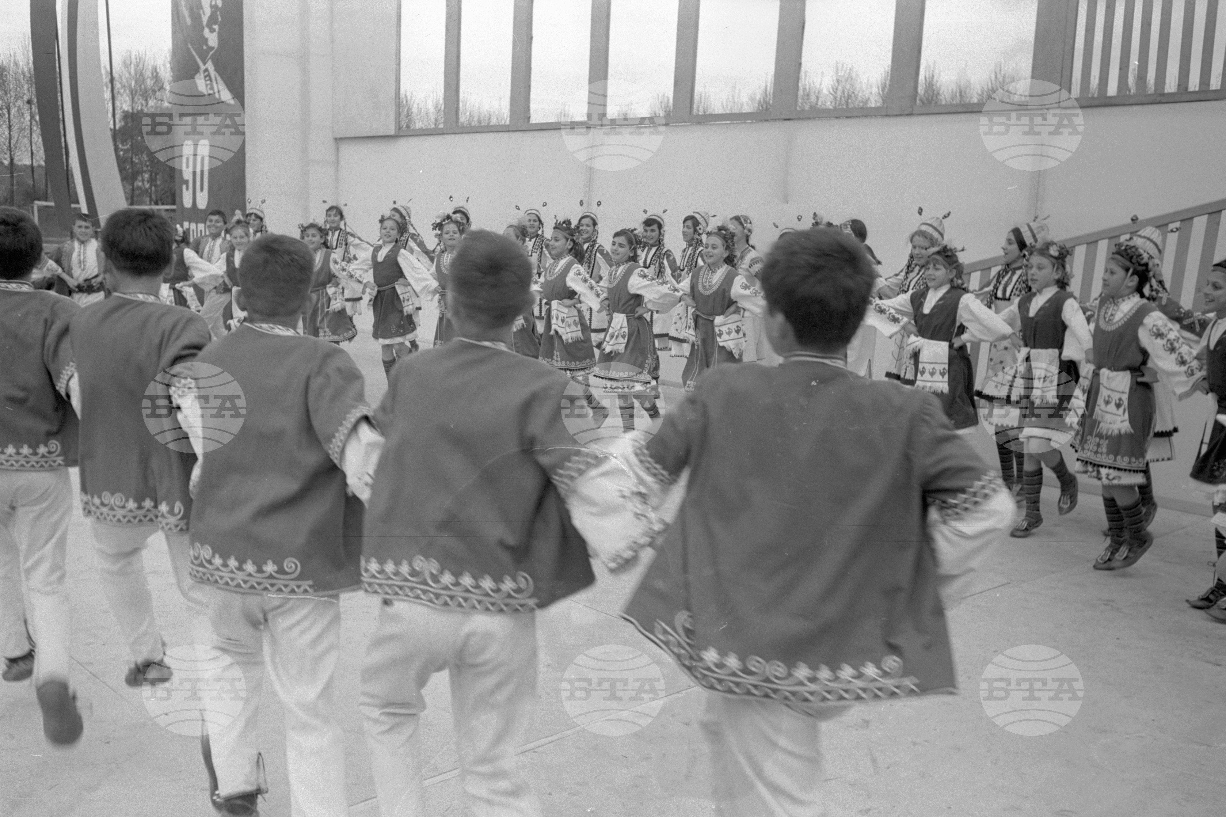 Шопски празник в Елин Пелин през 1972 година - част 2