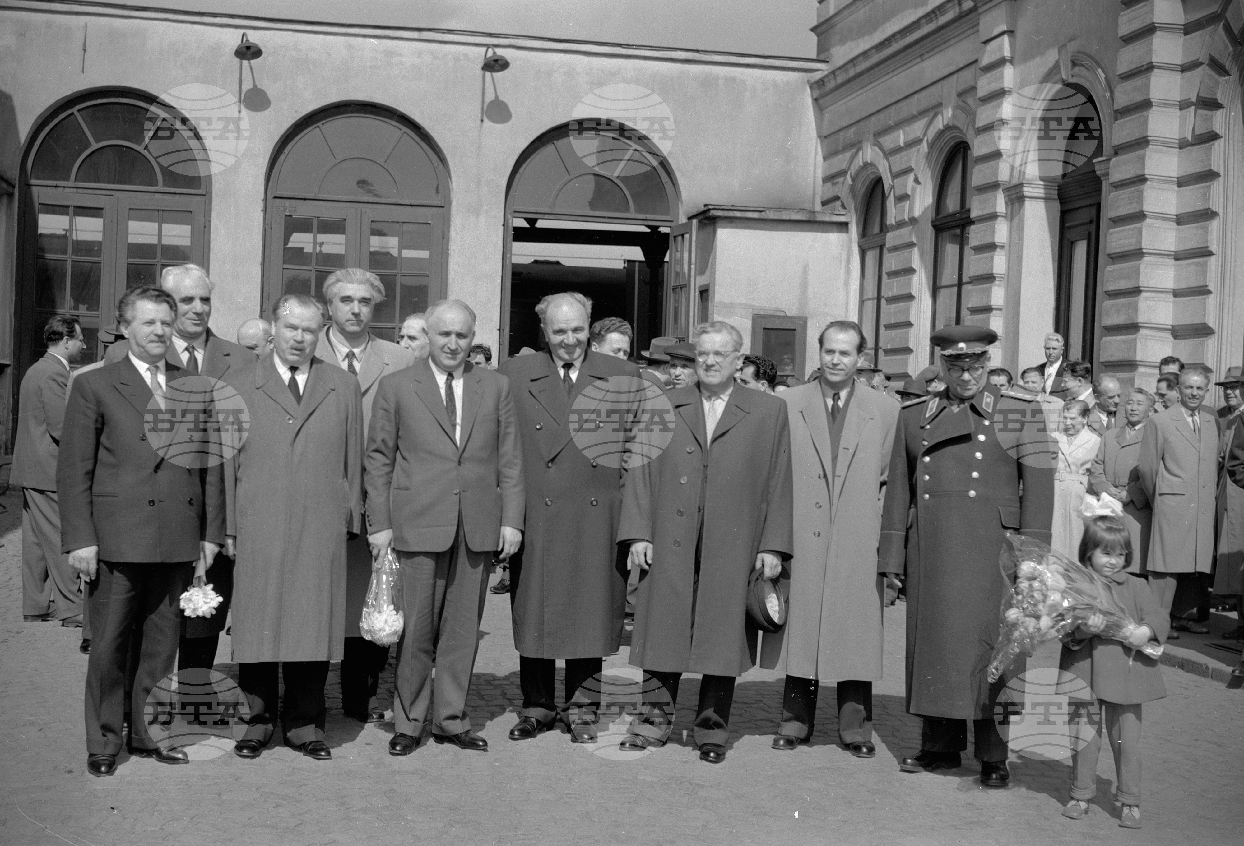 Посрещане на правителствената делегация от Москва