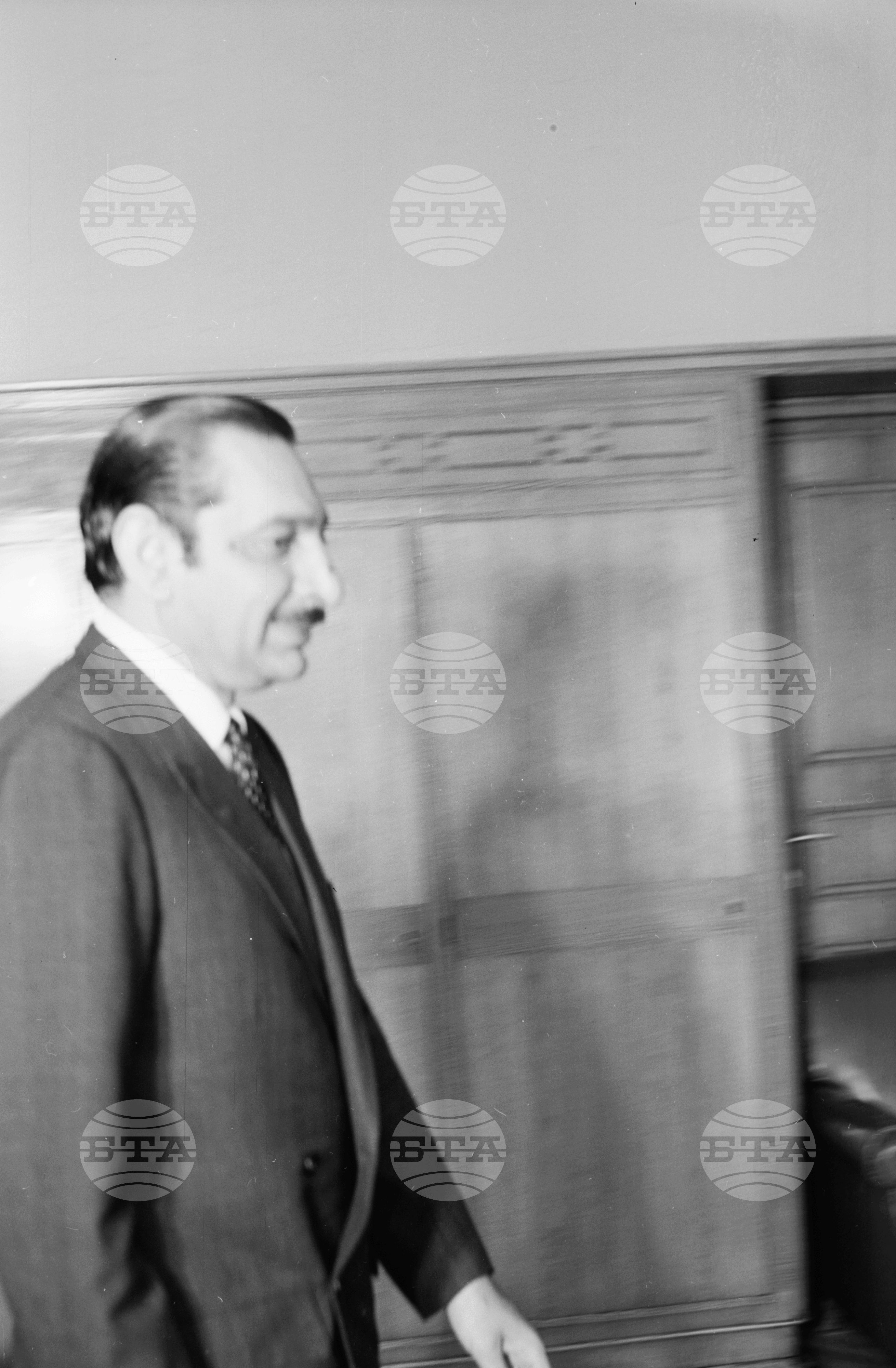 Афганистанският министър Мохамед Нур Ахмад Етемади на посещение в България - част 1