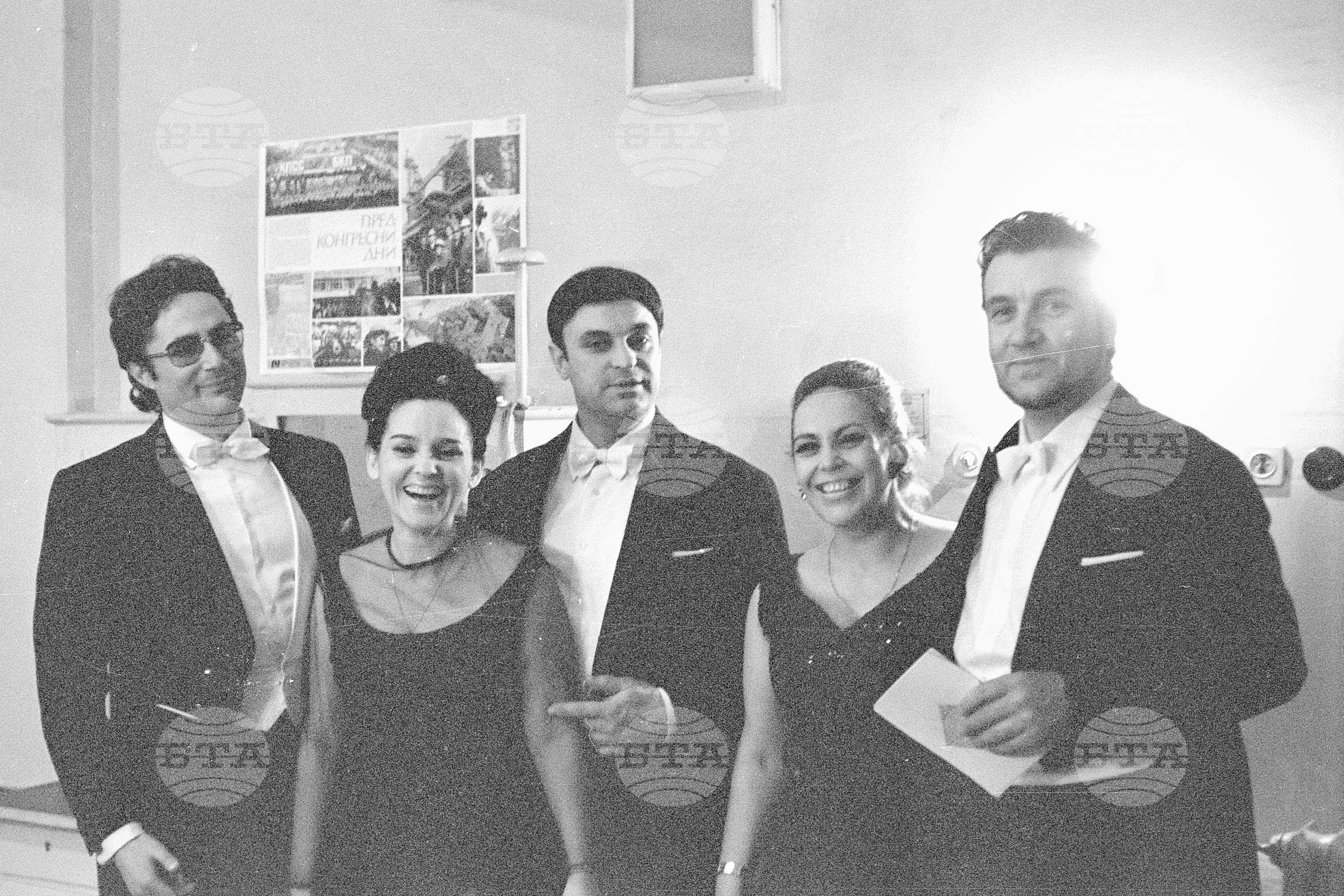 Гяуров, Гюзелев, Бодуров, Юлия Винер и други