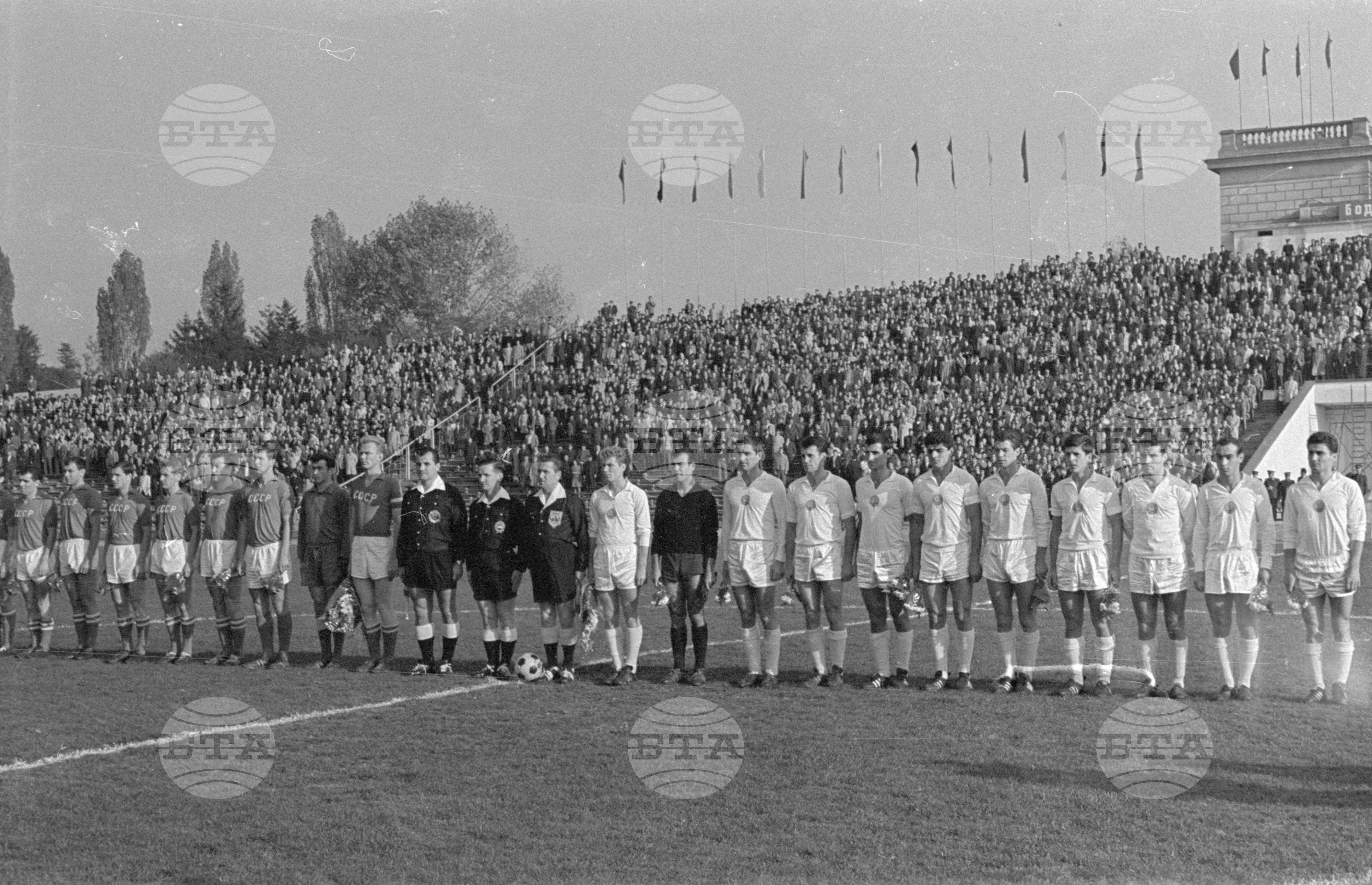 Срещата по футбол между България и Франция - 1963 година