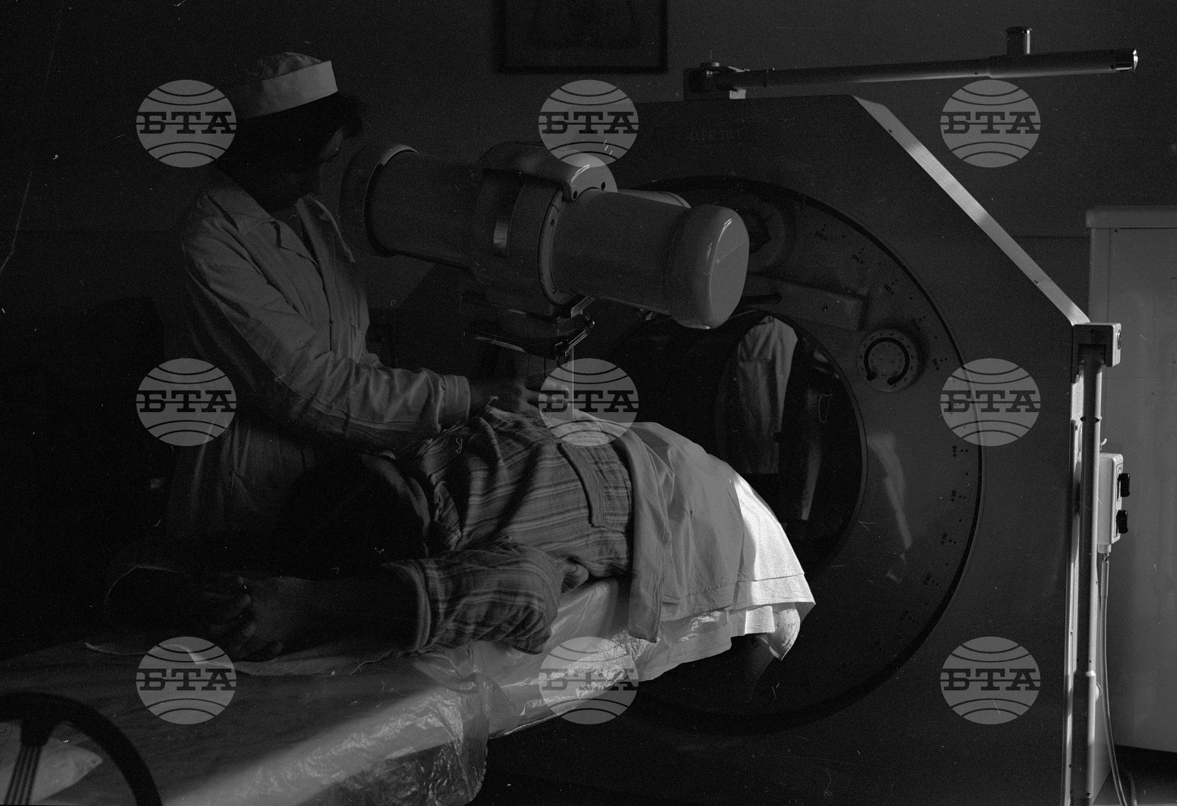 В Научноизследователски онкологичен институт в София