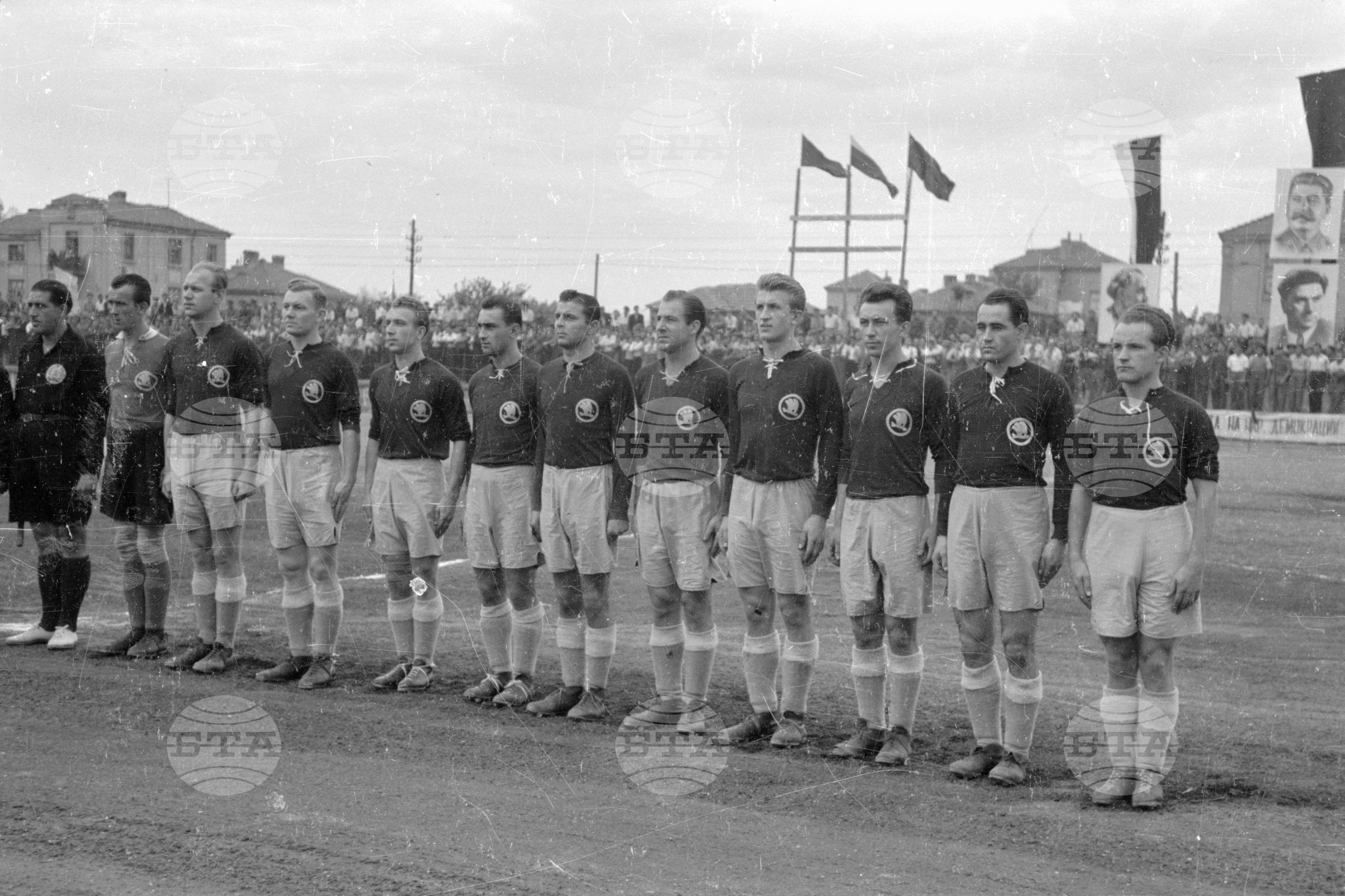 Чехословашки футболен отбор в Пловдив, 1951