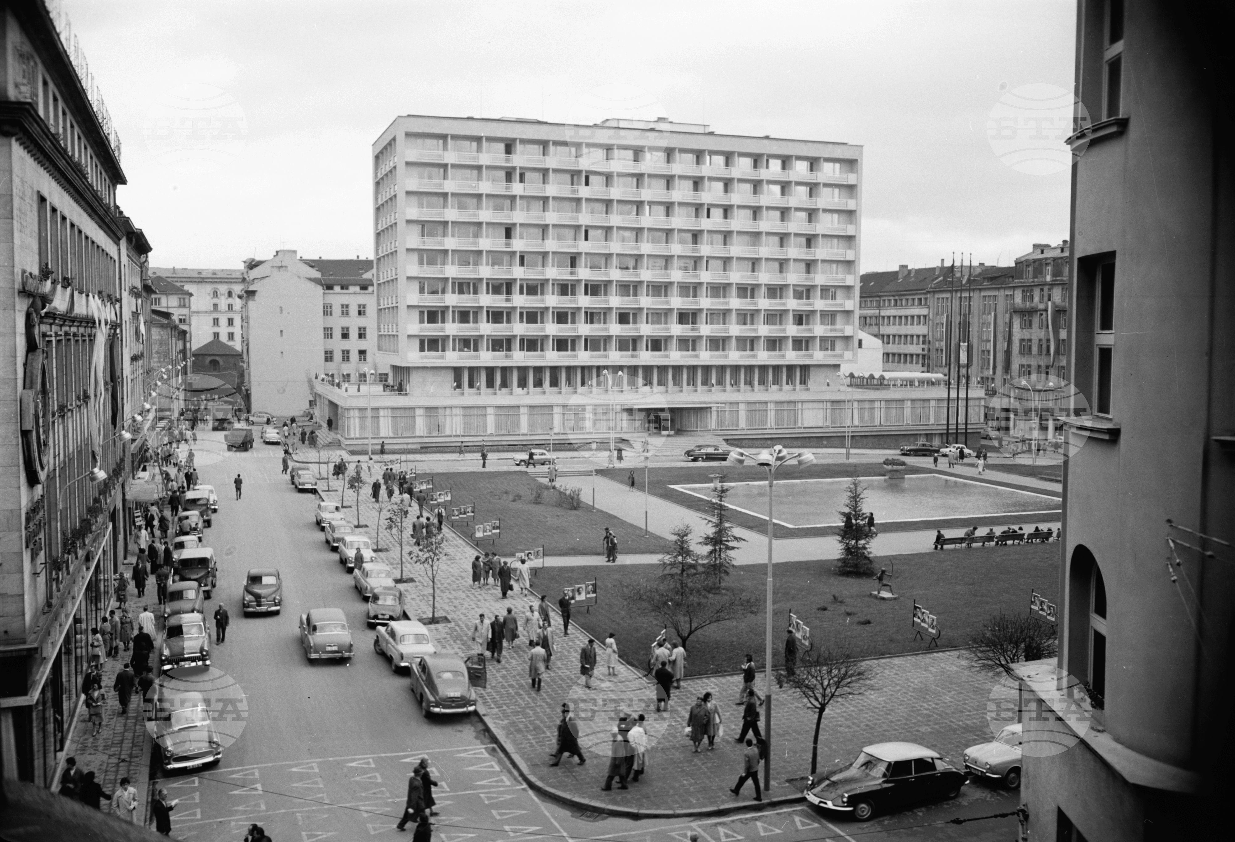 Новият хотел "Рила" в столицата 1962 година