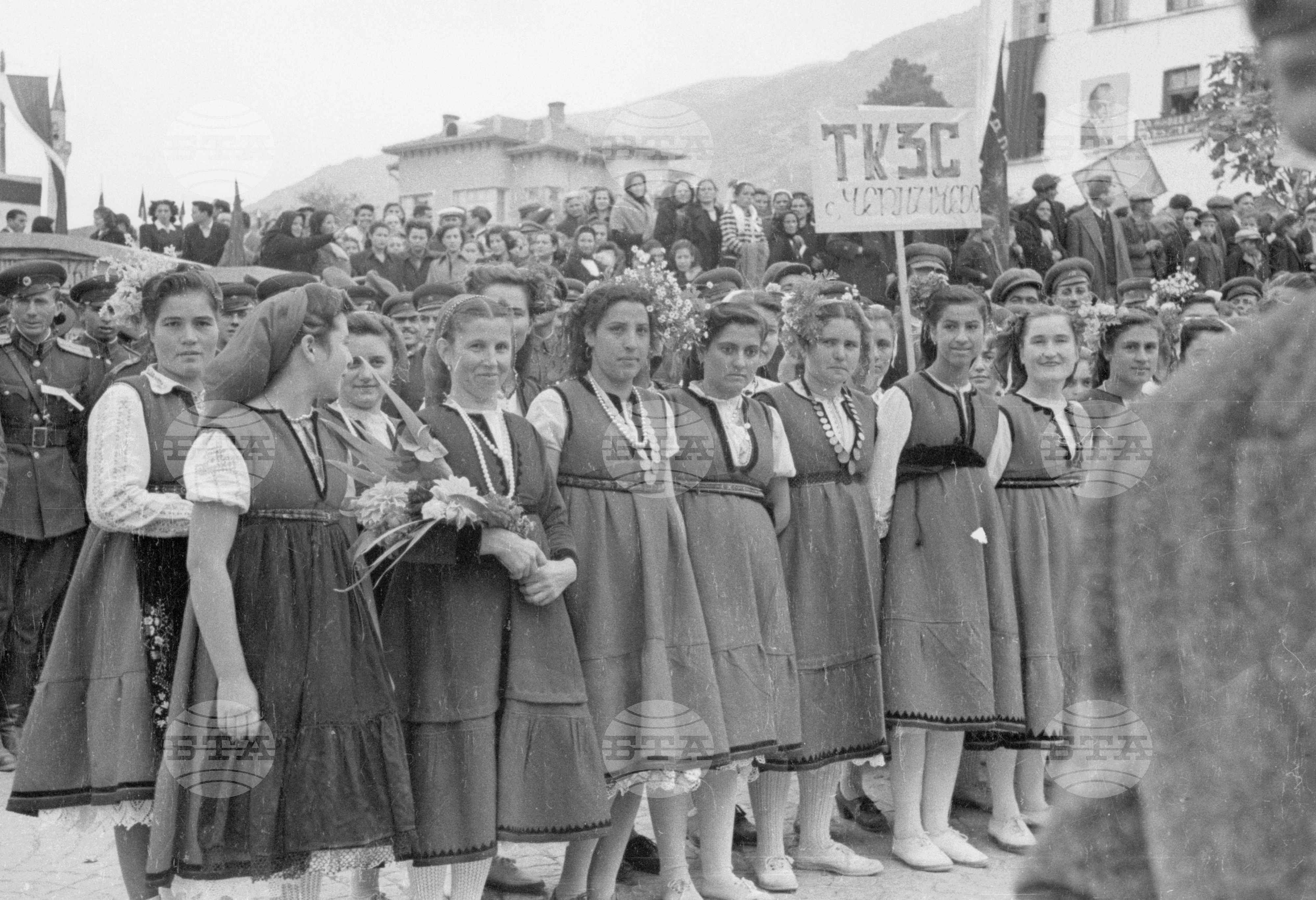 Селскостопанска изложба в Левскиград (дн. Карлово), 1951