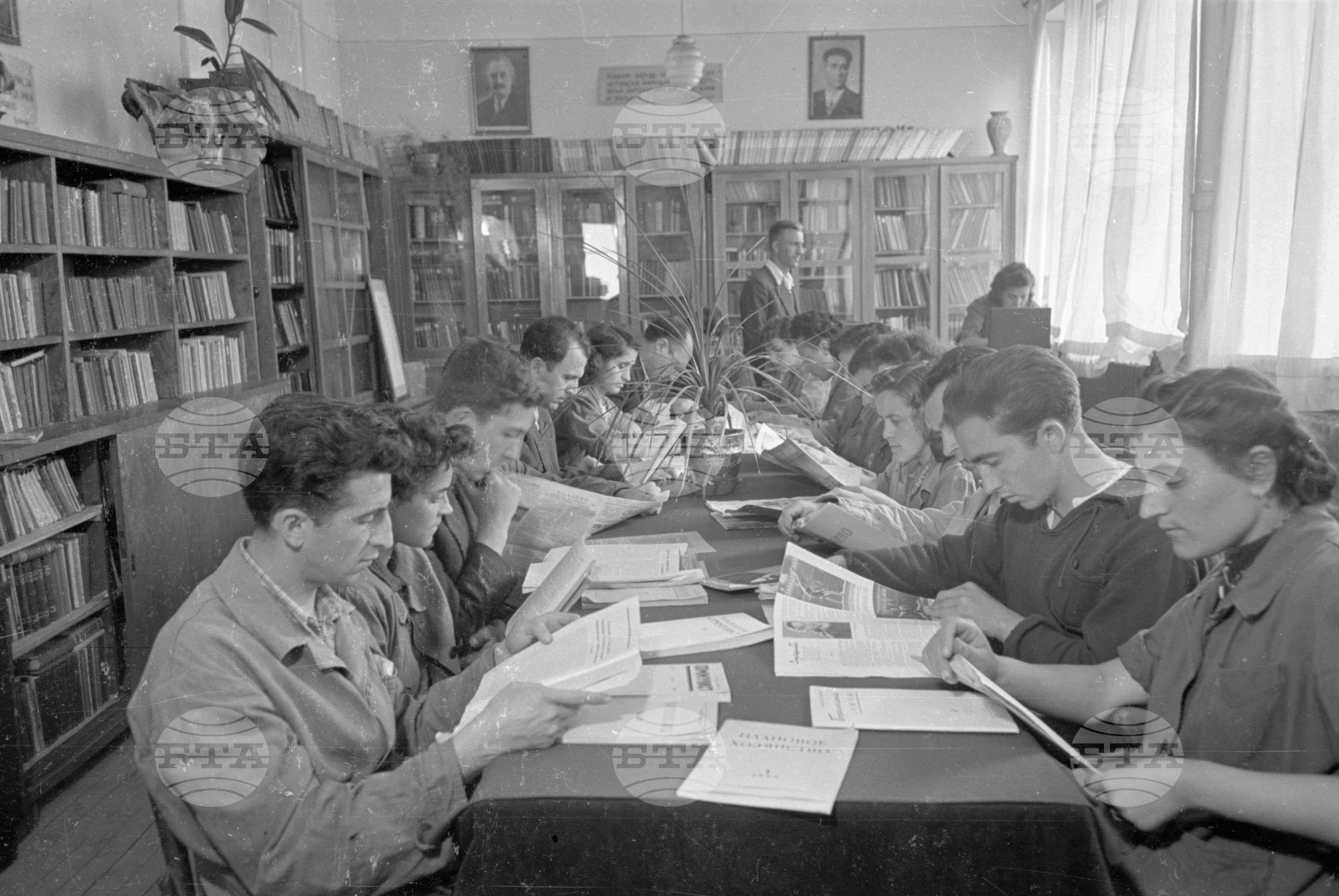 Слаботоков завод „Климент Е. Ворошилов“, София