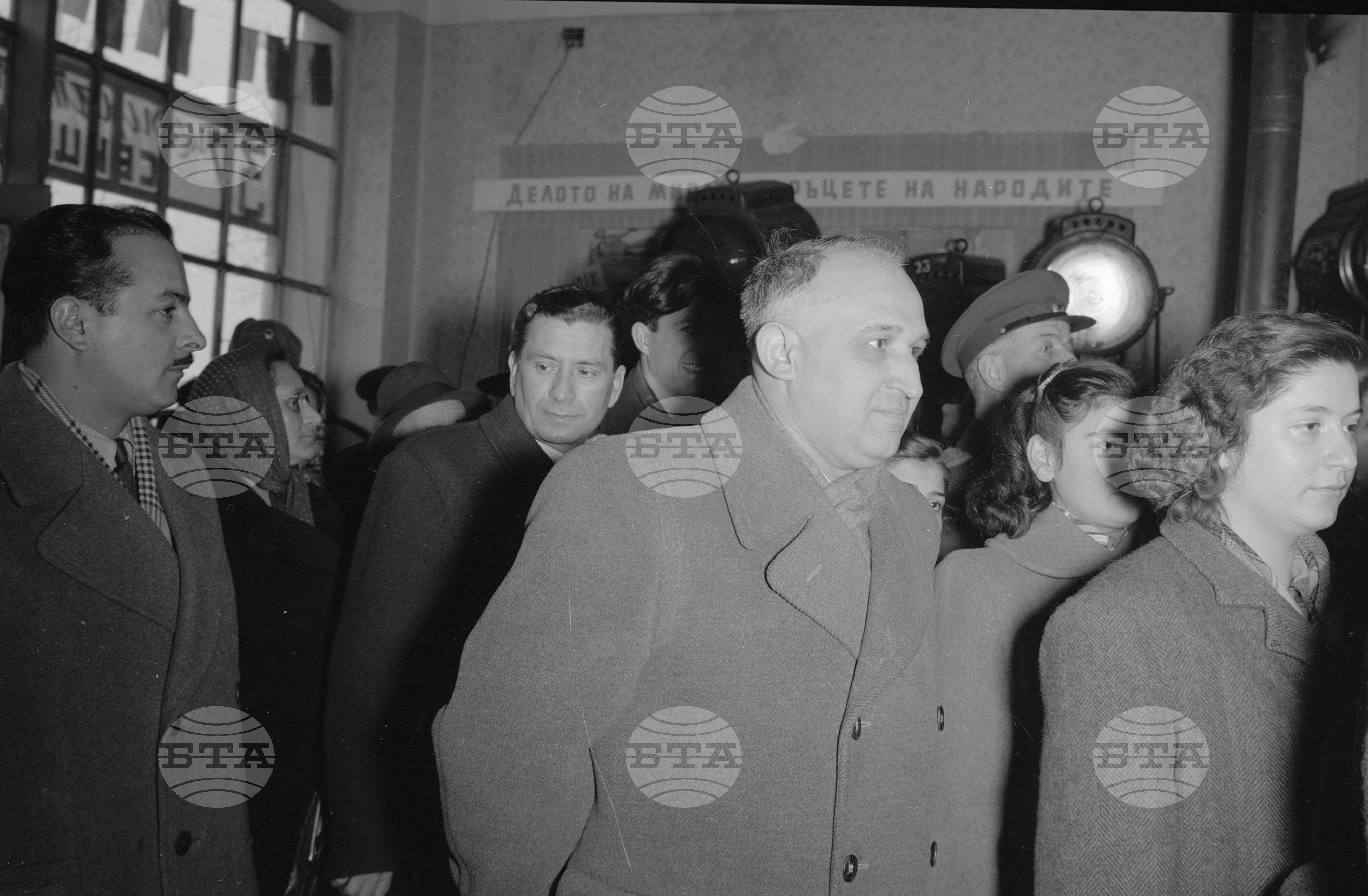 Изборният ден на 12 февруари 1956 година в София