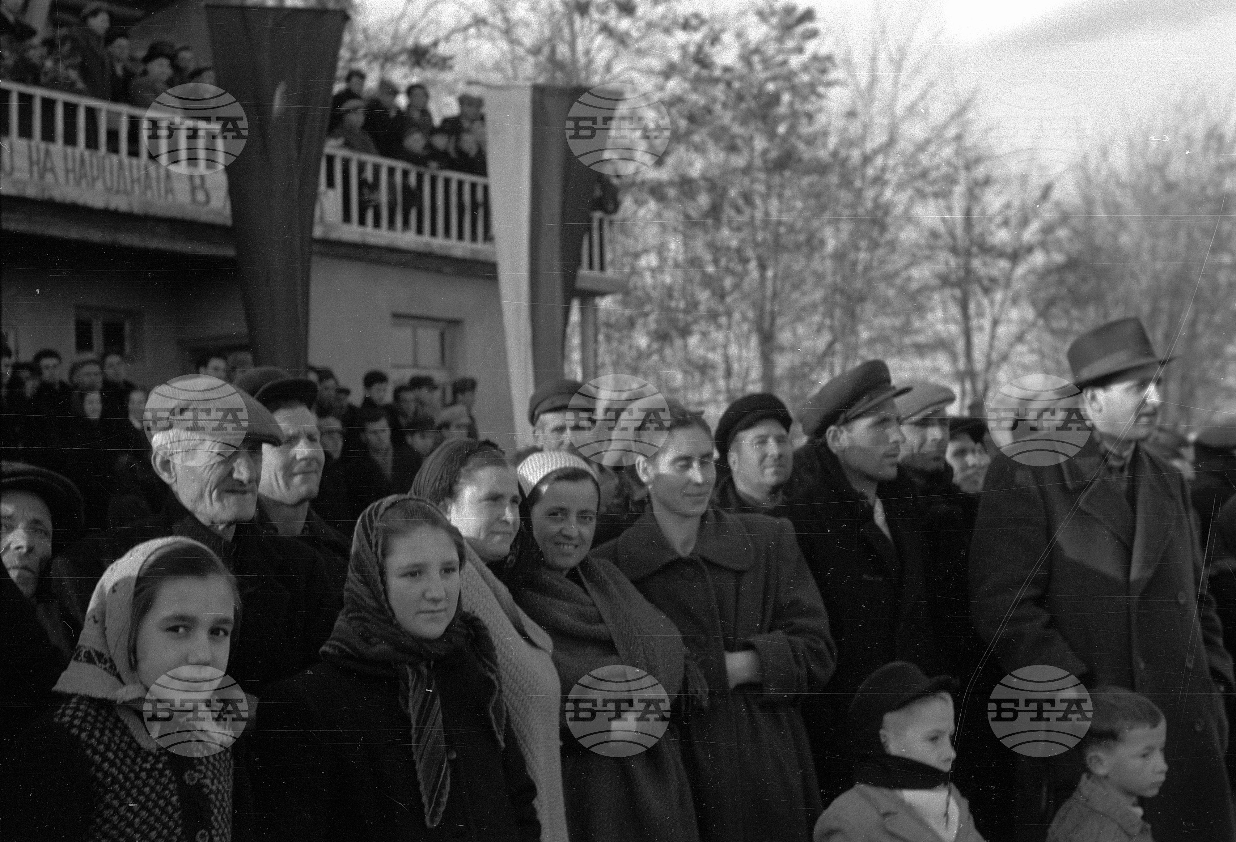 Новият физкултурен стадион в с. Ръжево конаре "Коно Славов (Савата)" - втора Пловдивска околия