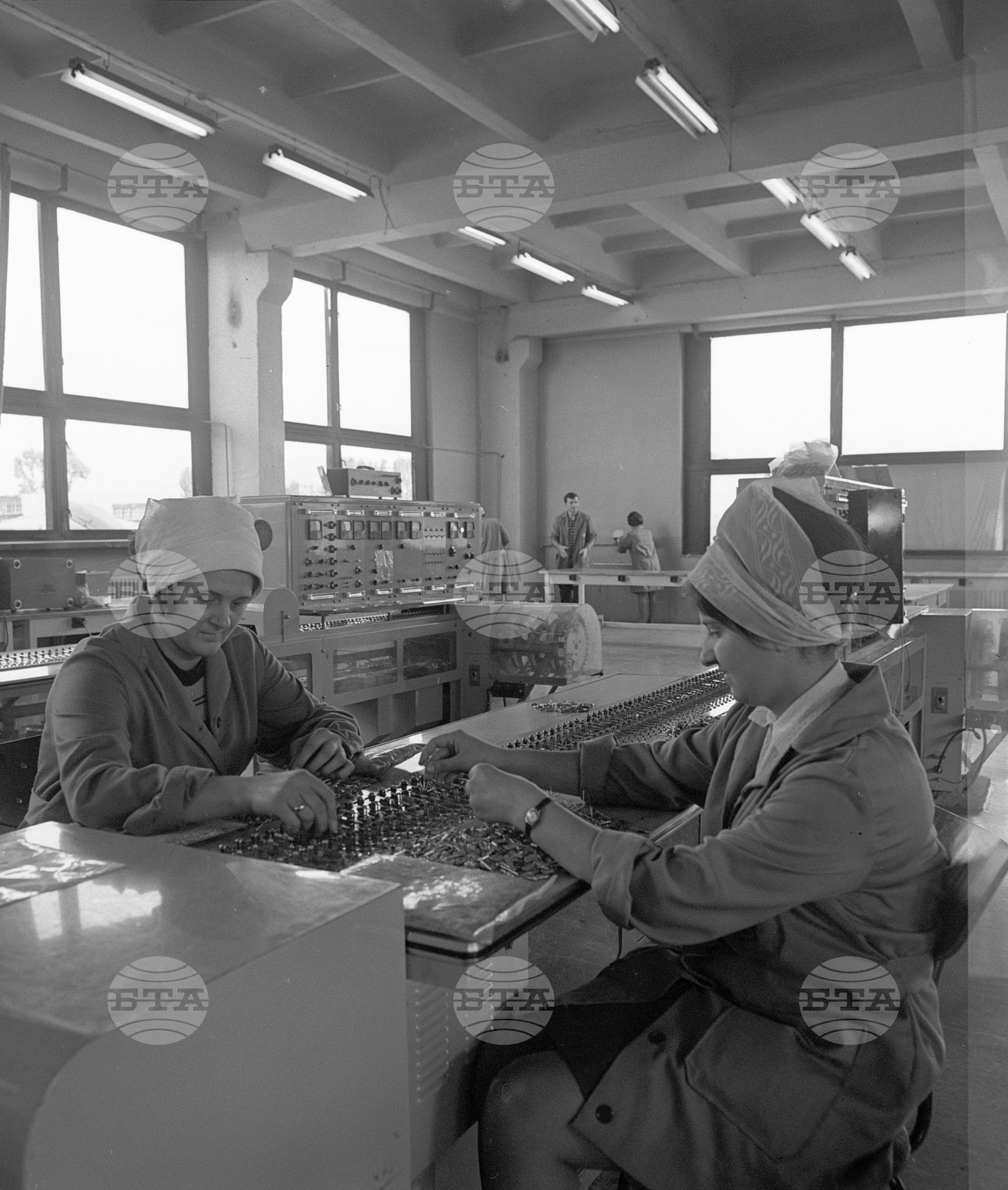 Завод за кондензатори в град Кюстендил - 1972 година