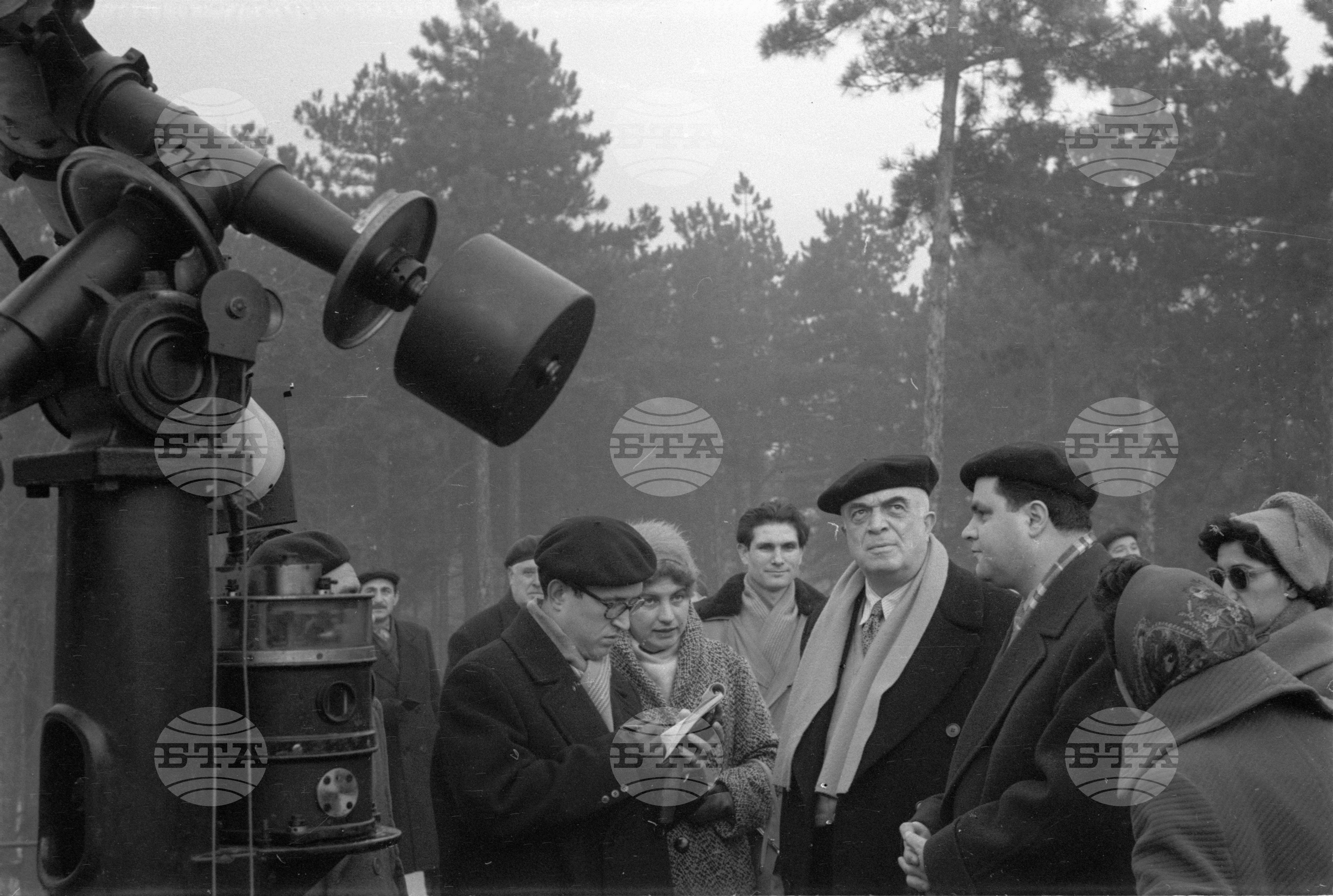 Слънчевото затъмнение на 15.II. 1961 г. наблюдавано от Софийската астрономическа обсерватория