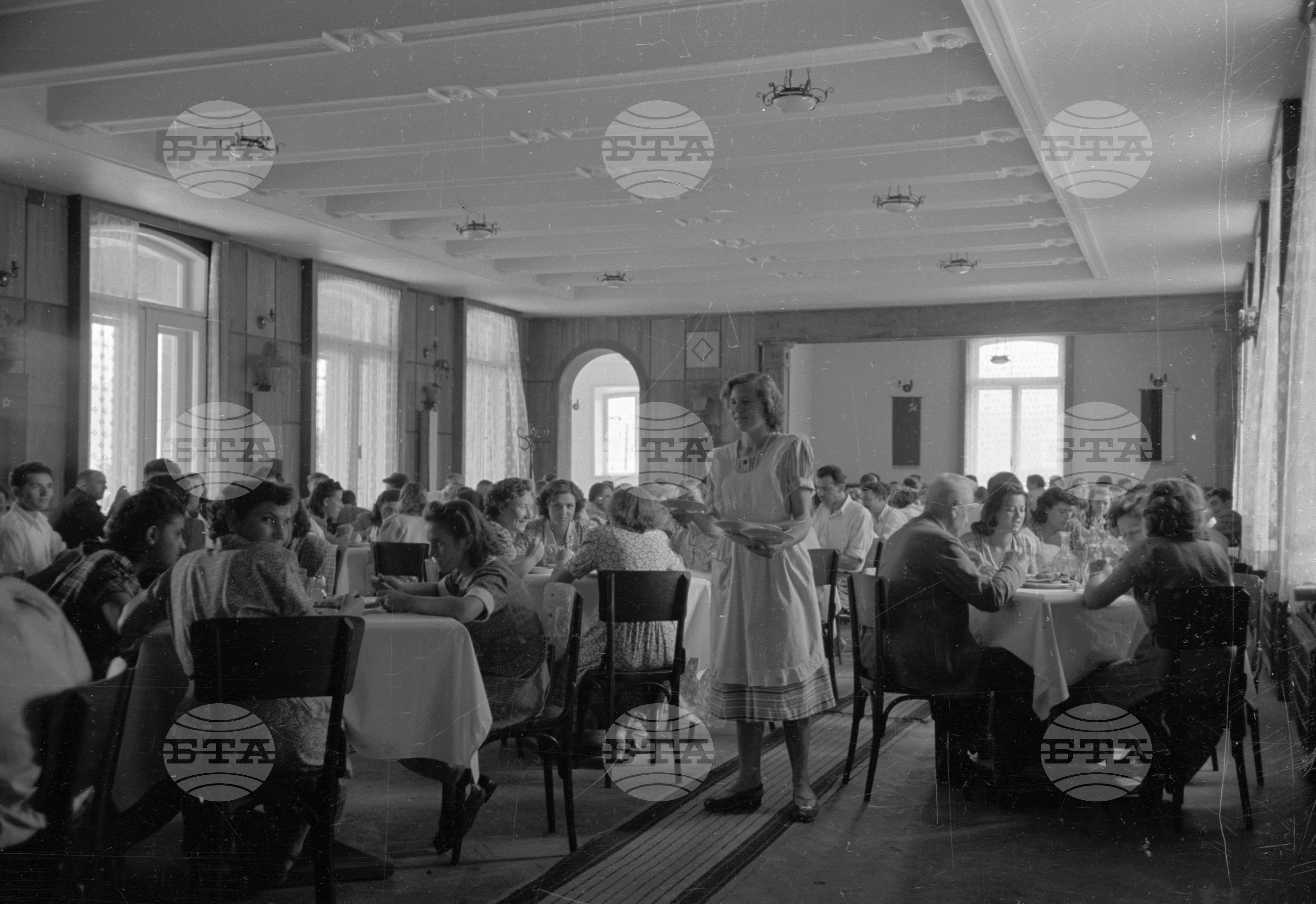 Почивна станция "Двореца" във Велинград - 1952 година, част 2