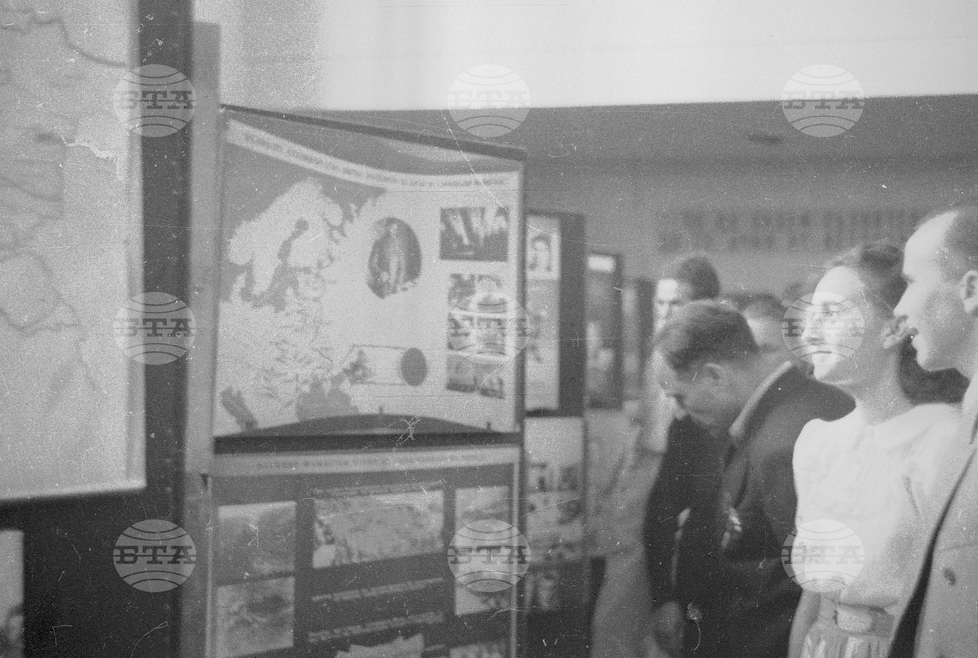 Откриване на гимназията в Перущица, 1951