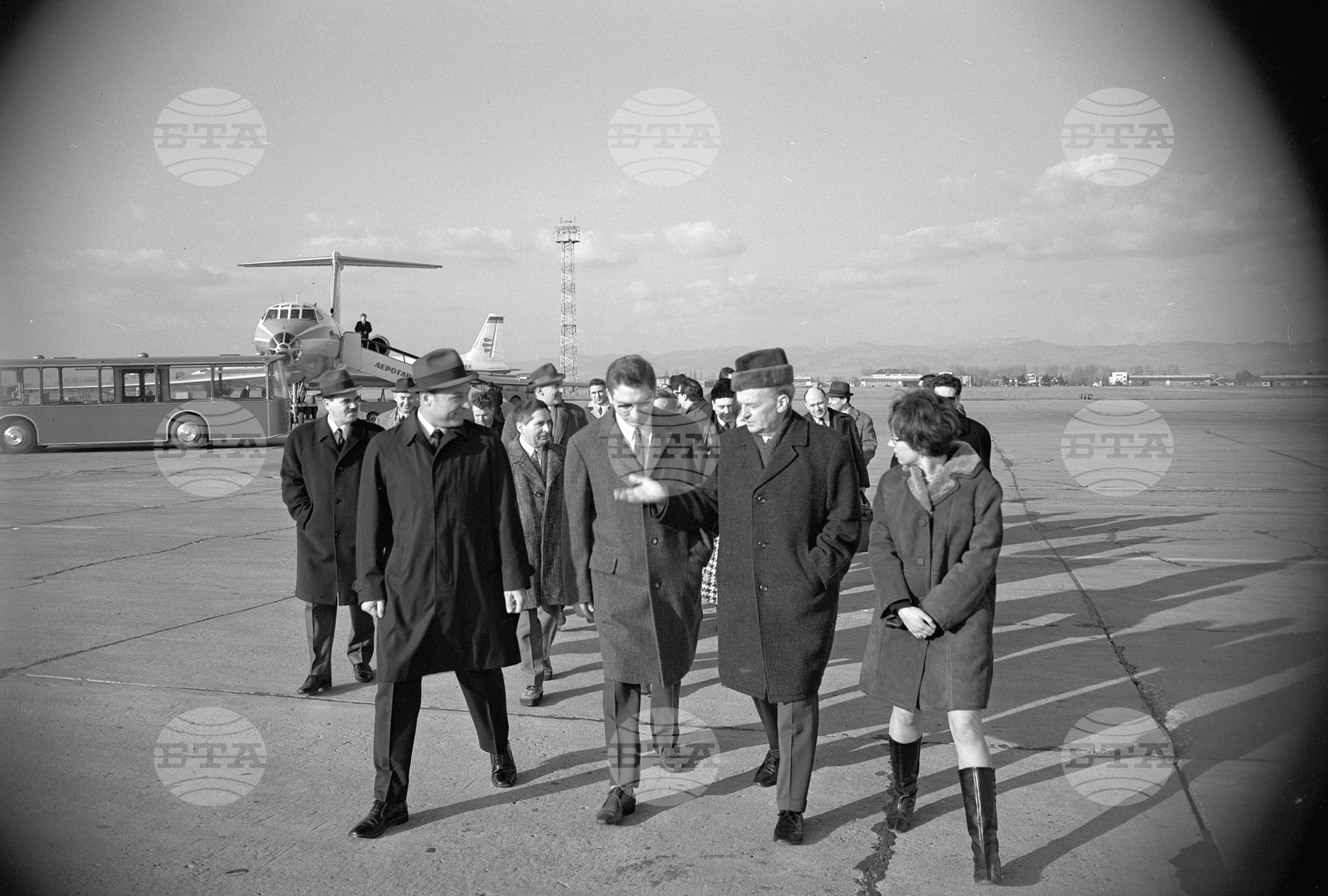 Посрещане на делегацията на ЦК (Централен комитет) на ГЕСП (Германската единна социалистическа партия)