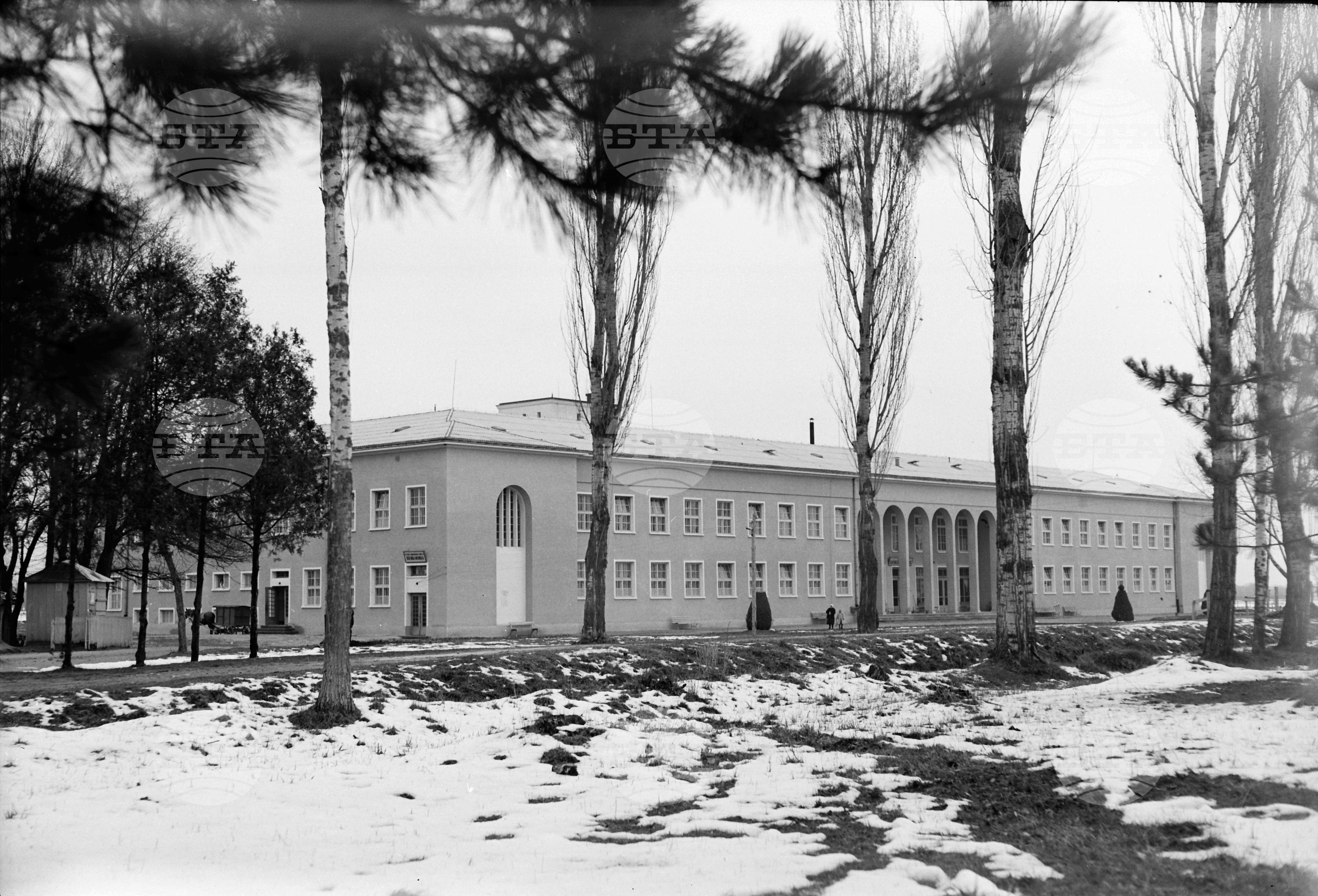 Балнеосанаториум в село Павел Баня - Казанлъшко