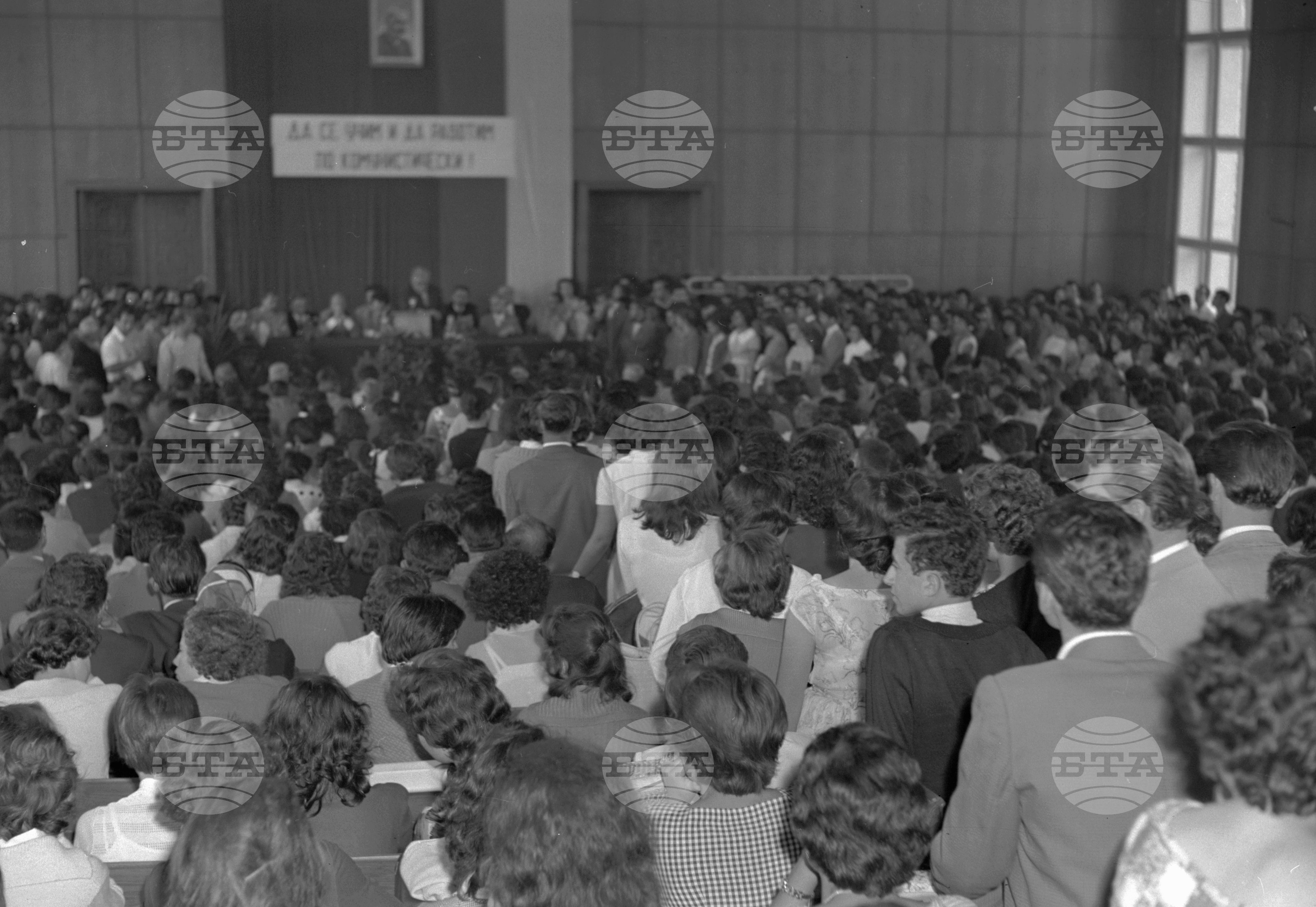 Откриване на  новата учебна 1961/1962 година в столичните учебни заведения