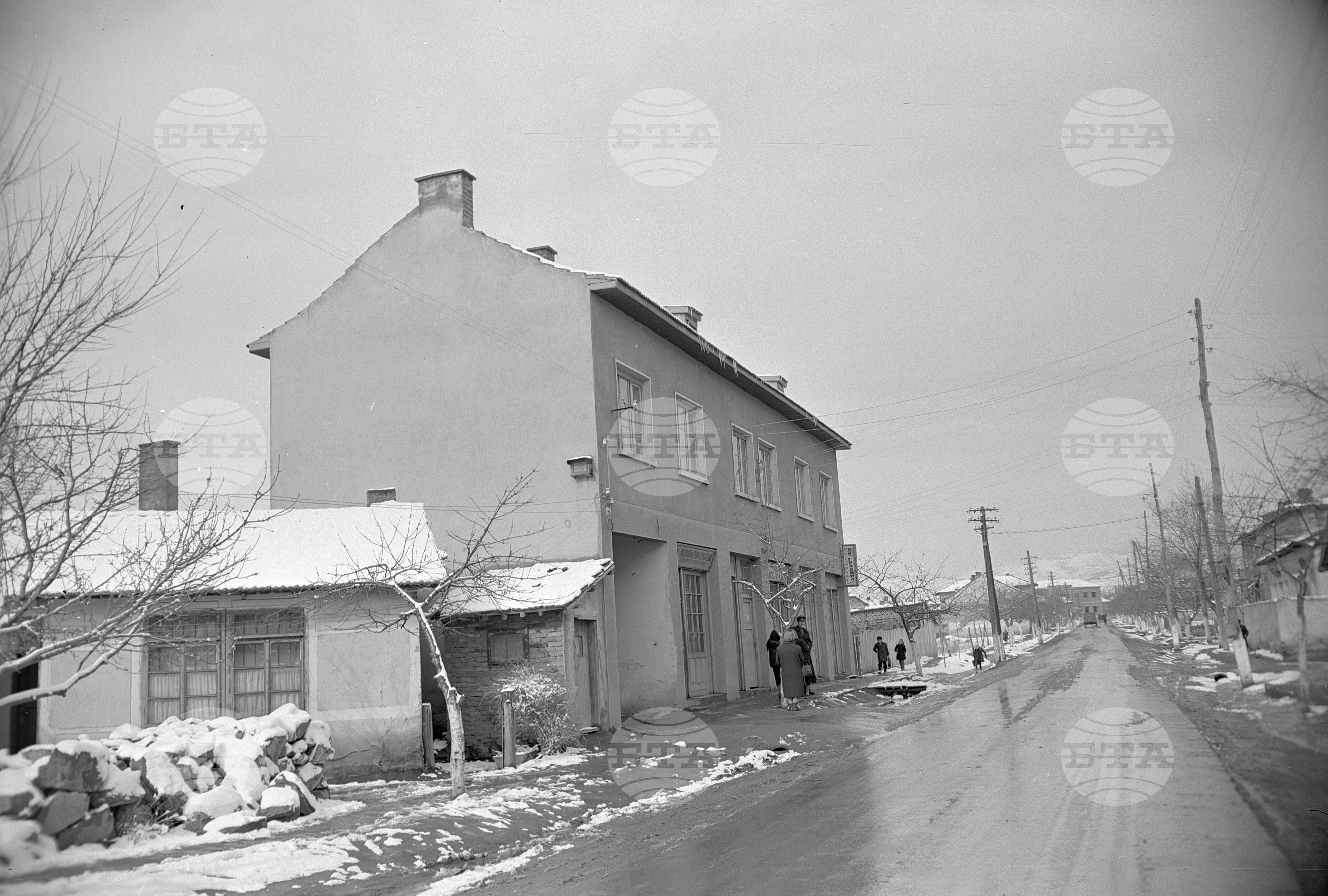 Селкооп "Искра" в град Курило