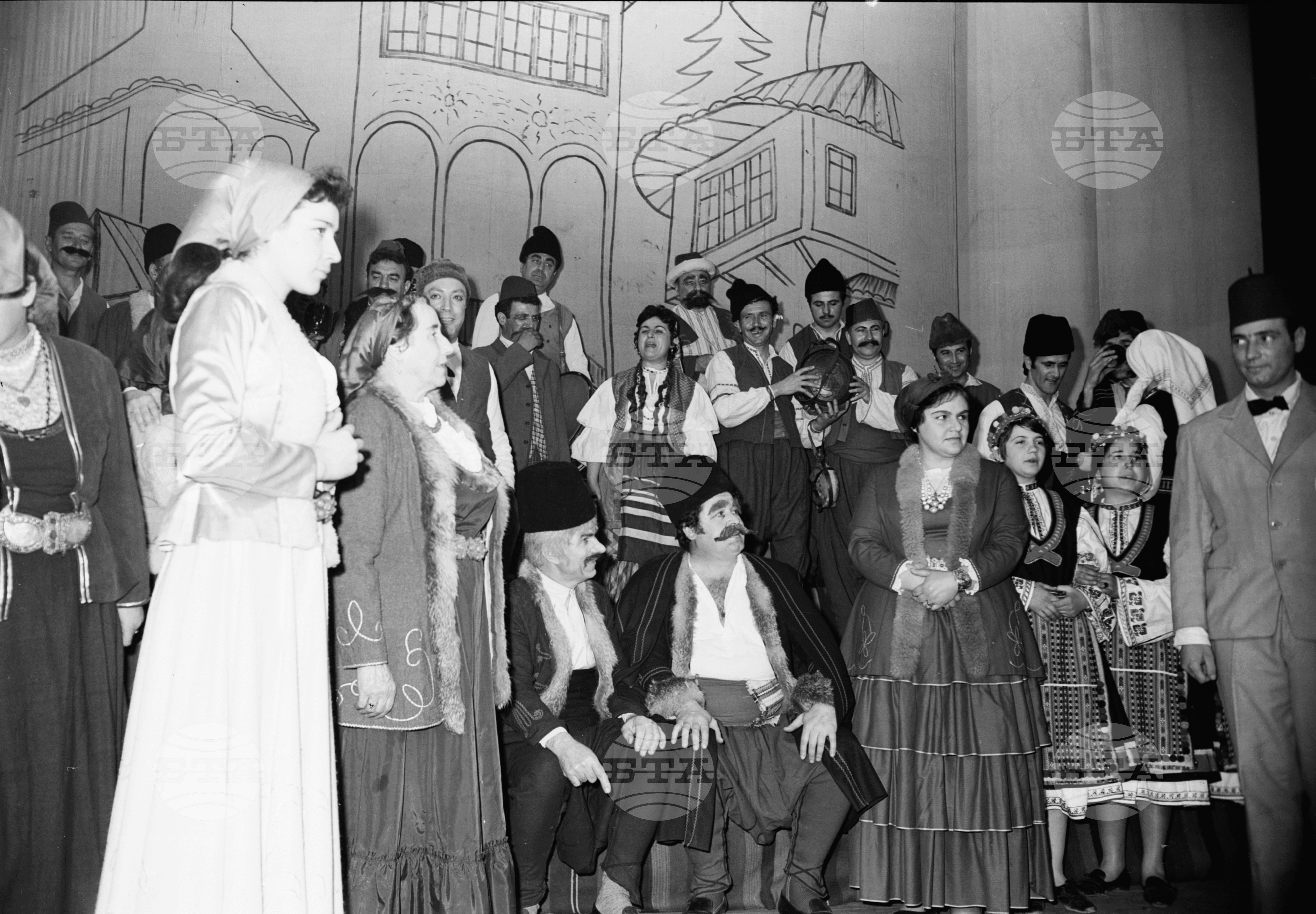 Честване на 100-годишнината на образцово народно читалище "Наука" - Троян