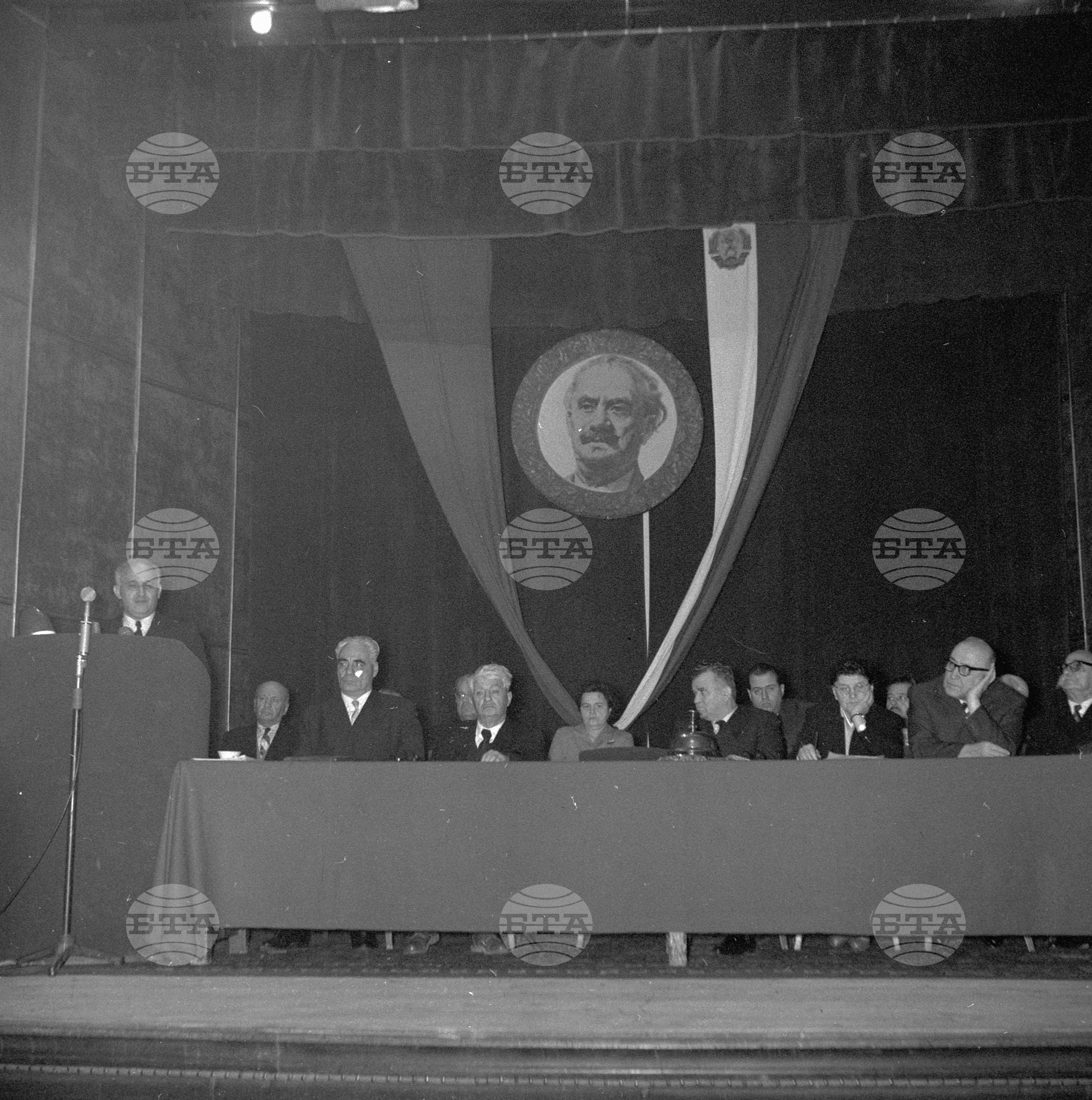 Заседание на Националния съвет на Отечествения фронт в София 1962 година