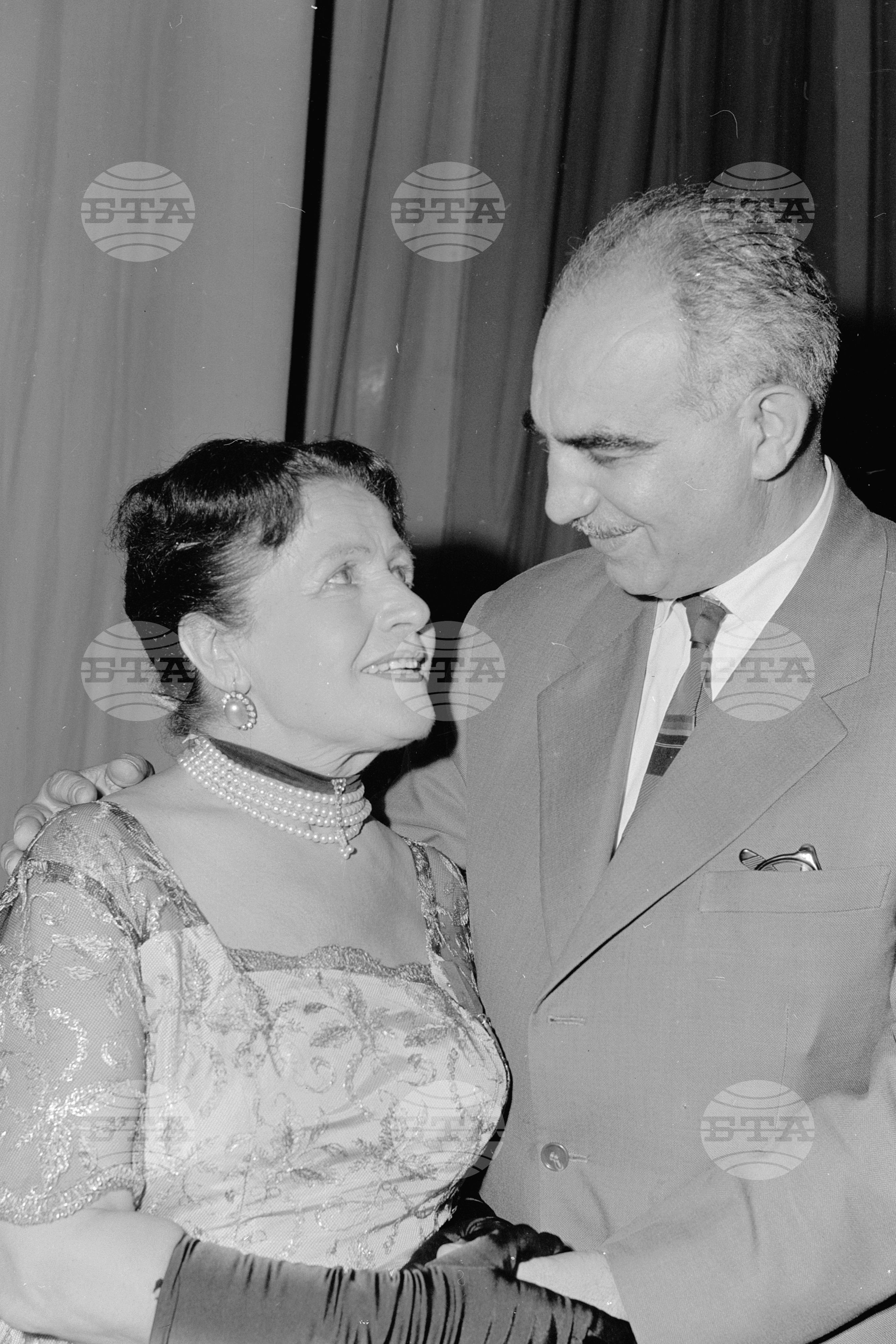 Честване на 50-годишната дейност на народната артистка Марта Попова част 4