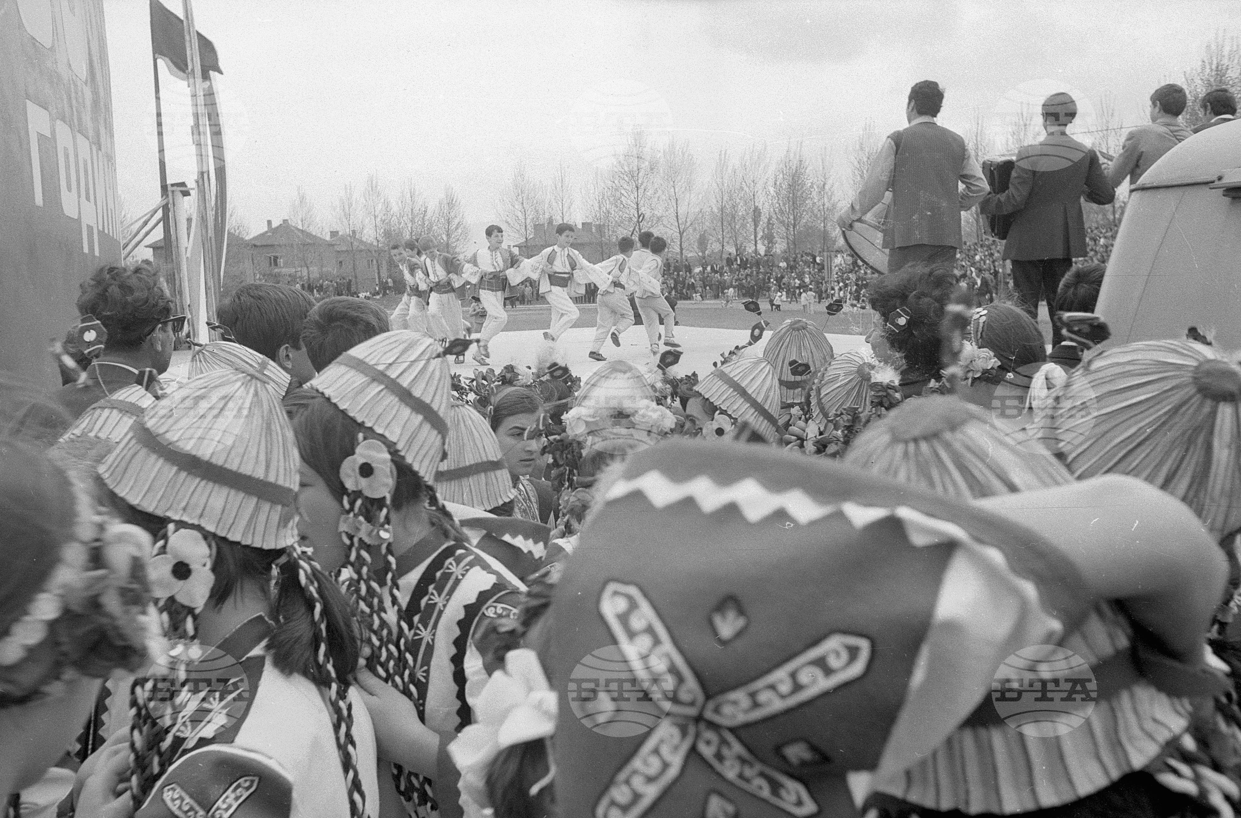 Шопски празник в Елин Пелин през 1972 година - част 3