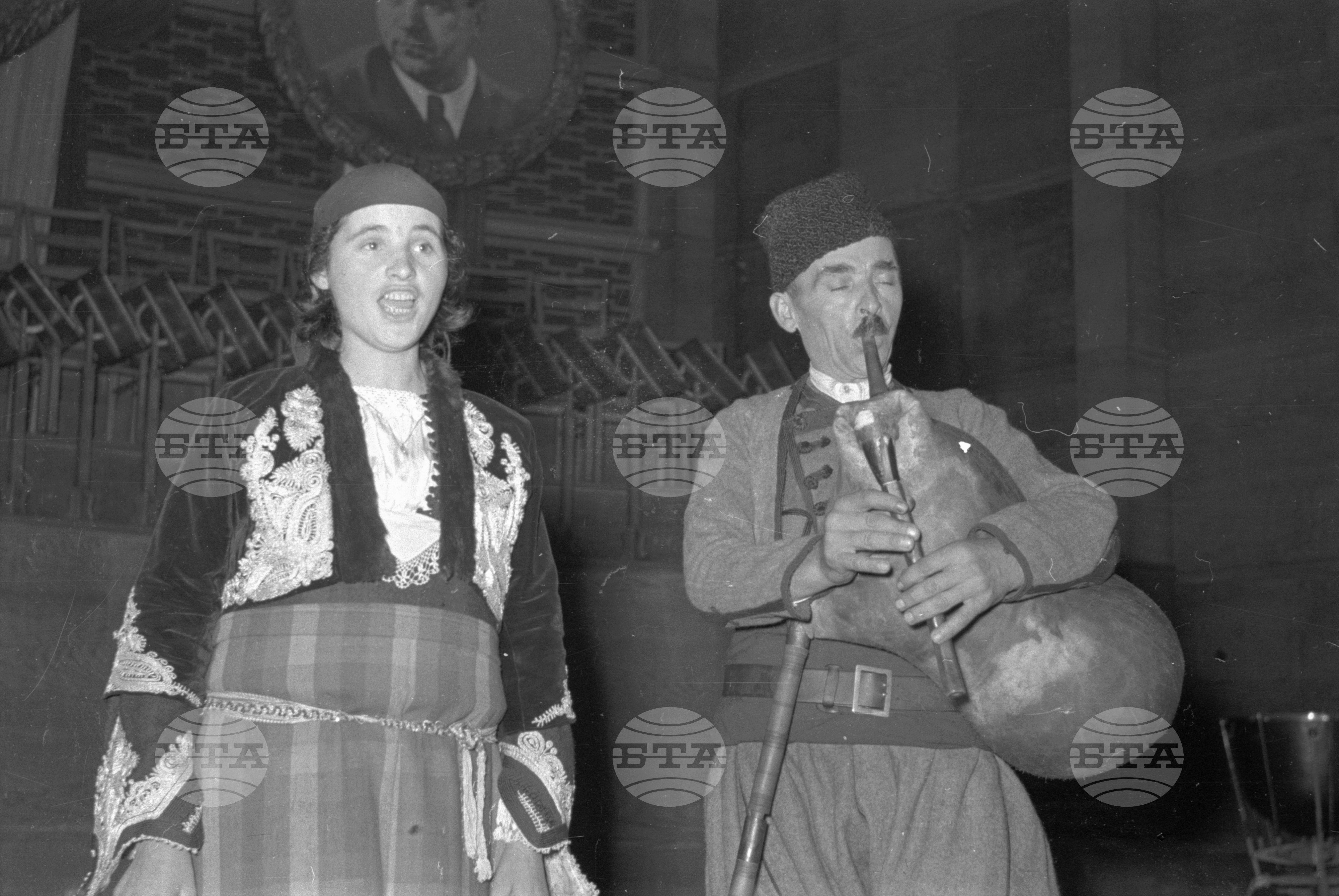 Националния преглед на народни певци и инструменталисти - 1953 година - заключителен спектакъл