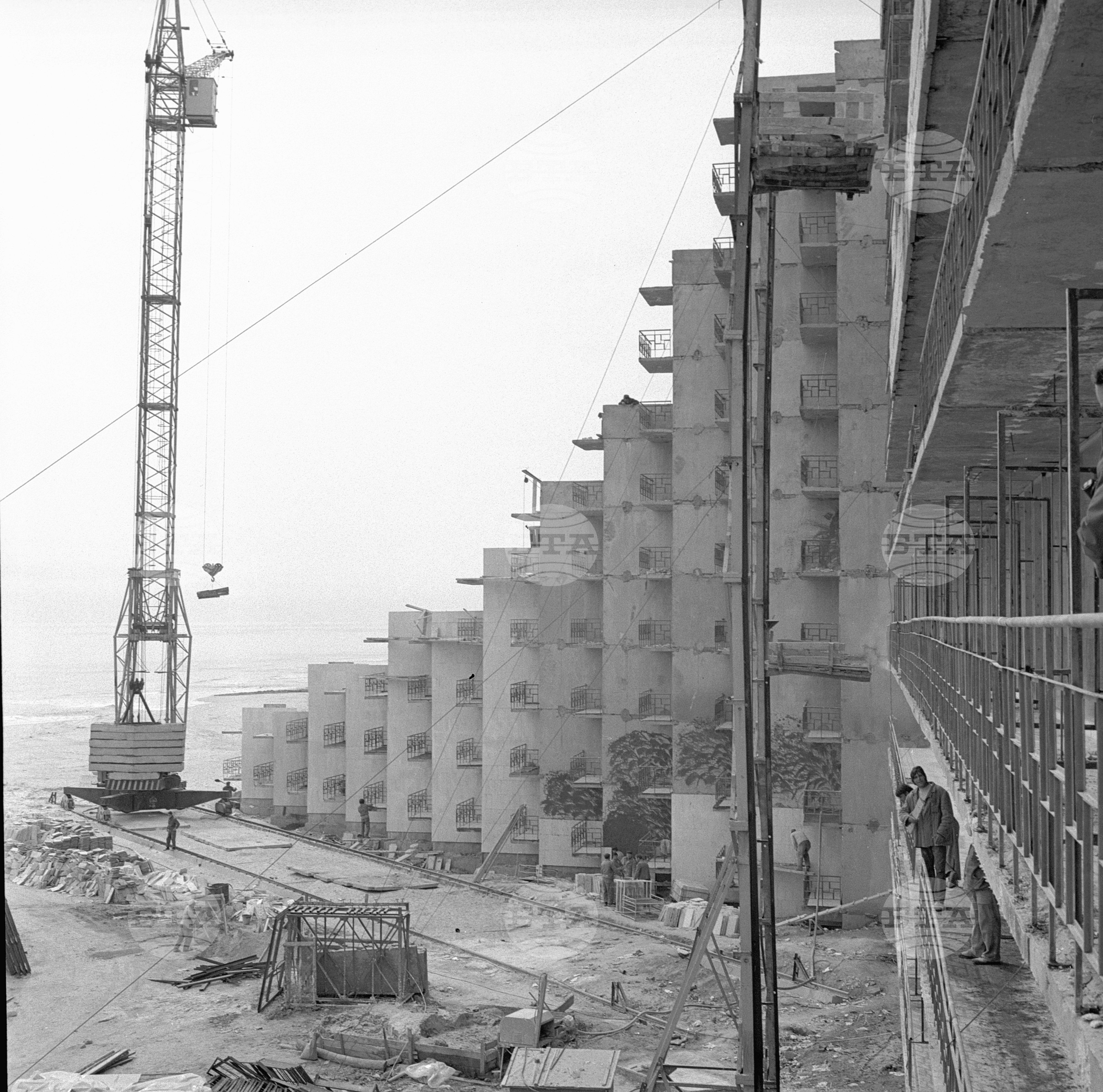 Строежи на курорт "Албена"