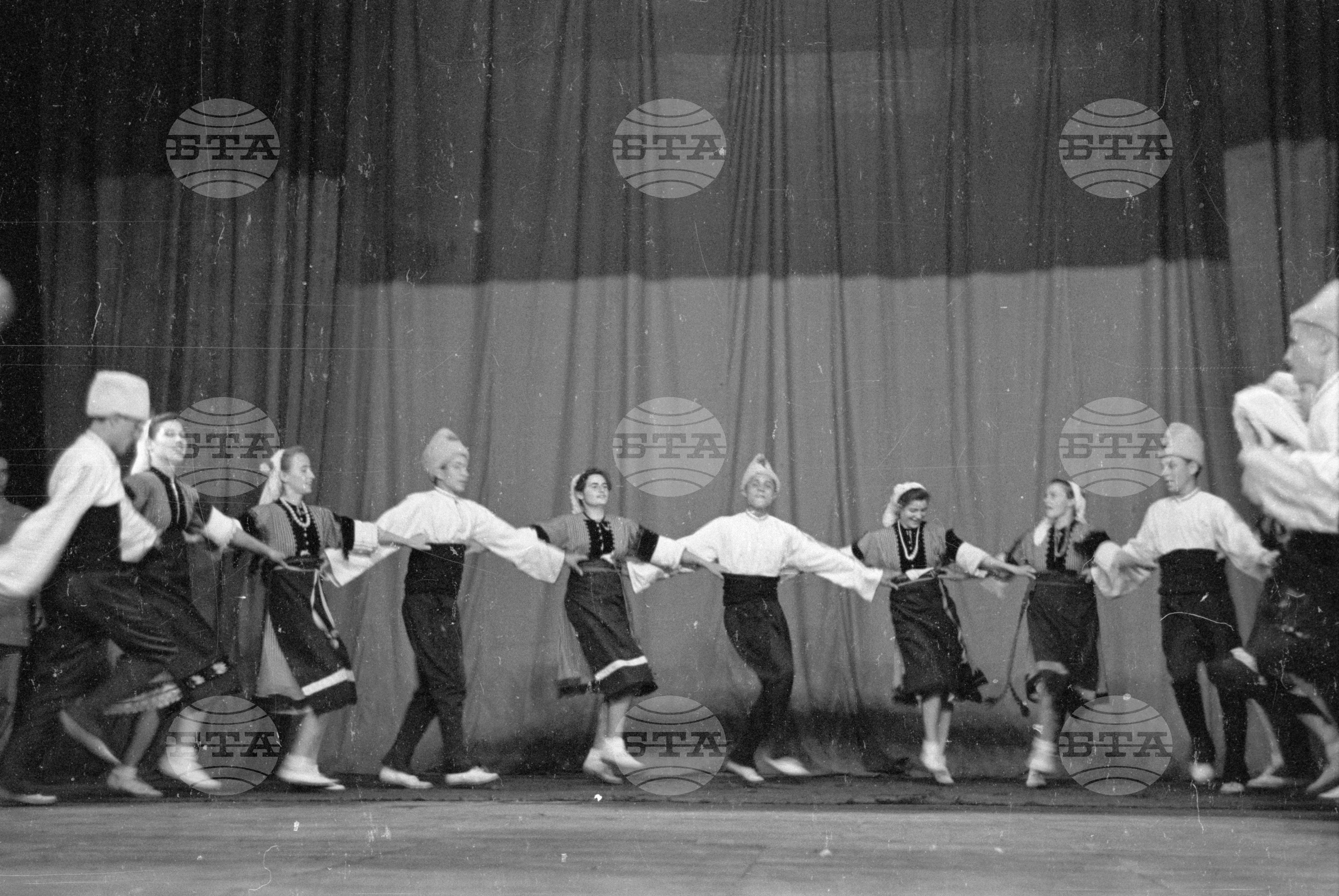 Окръжен преглед на художествената самодейност, 1951