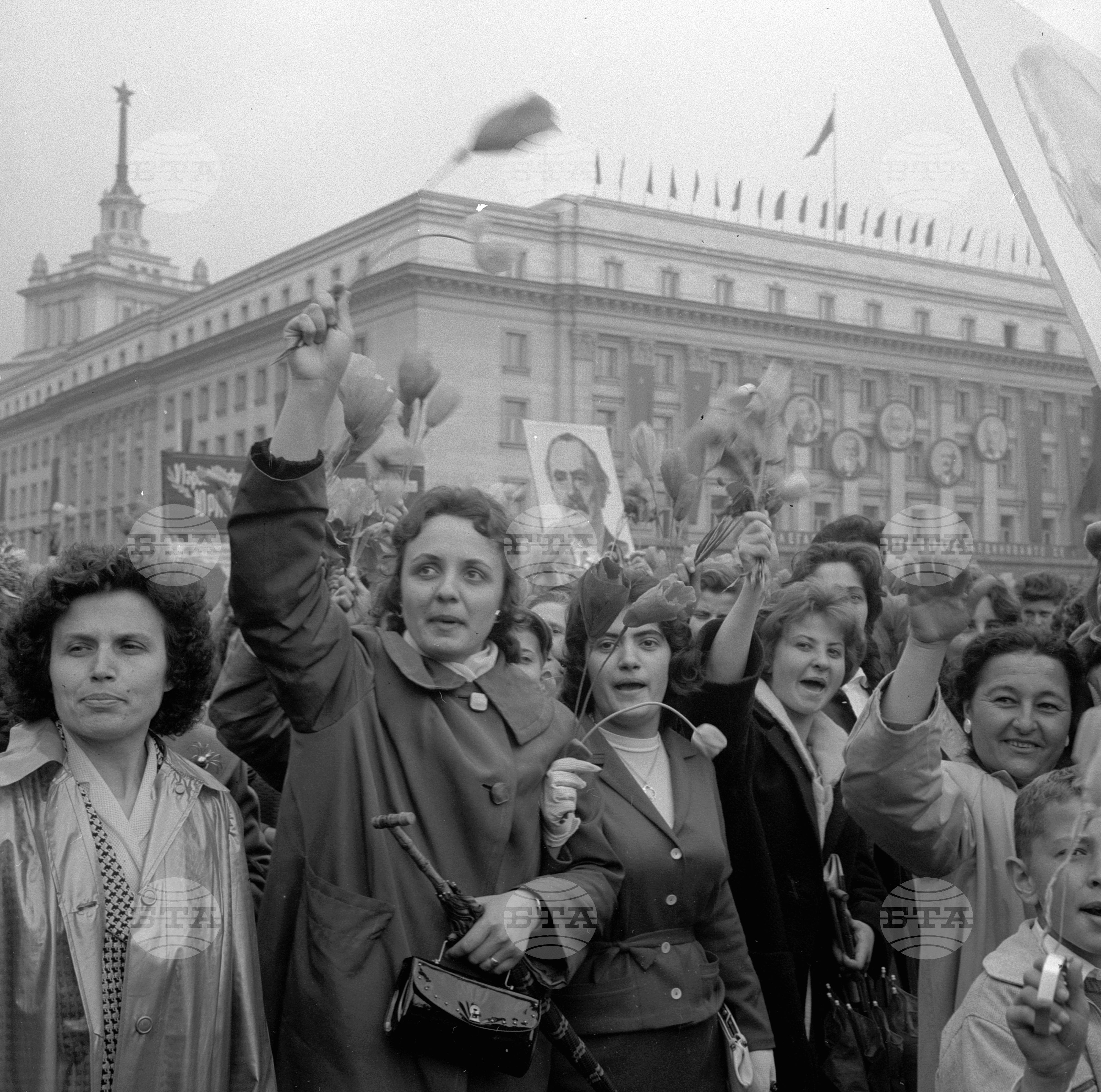 Първомайската манифестация на трудещите се в София (1961) част 2