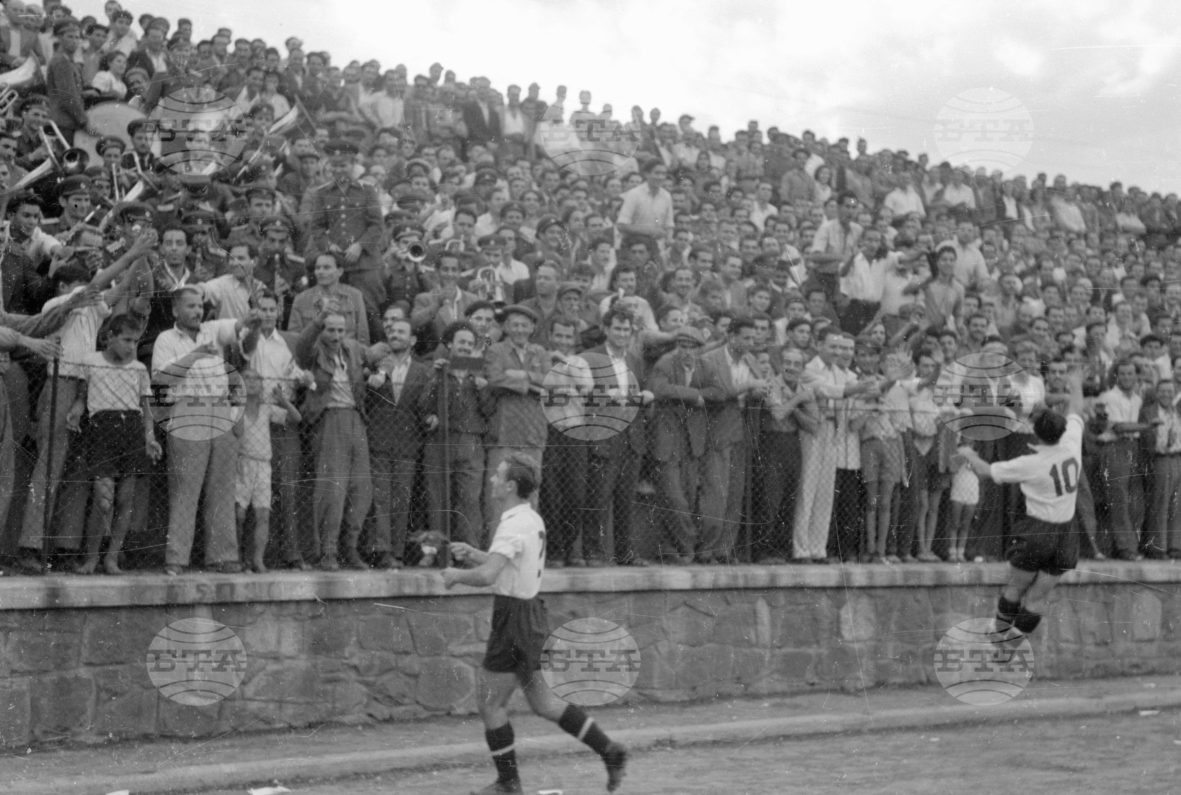 Чехословашки футболен отбор в Пловдив, 1951