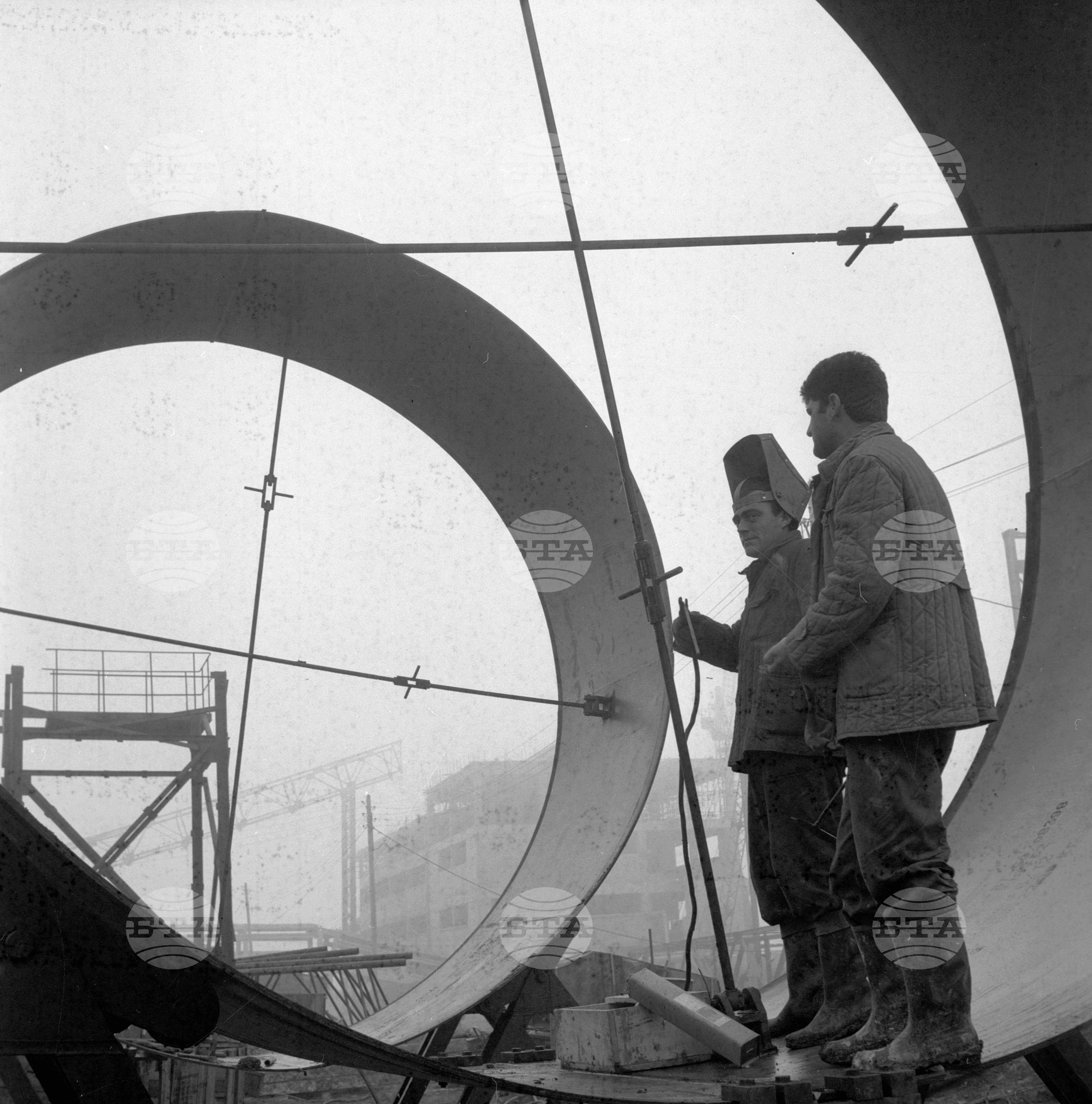 На строежа на Азотно-торовия завод край Стара Загора 1962г. част 3