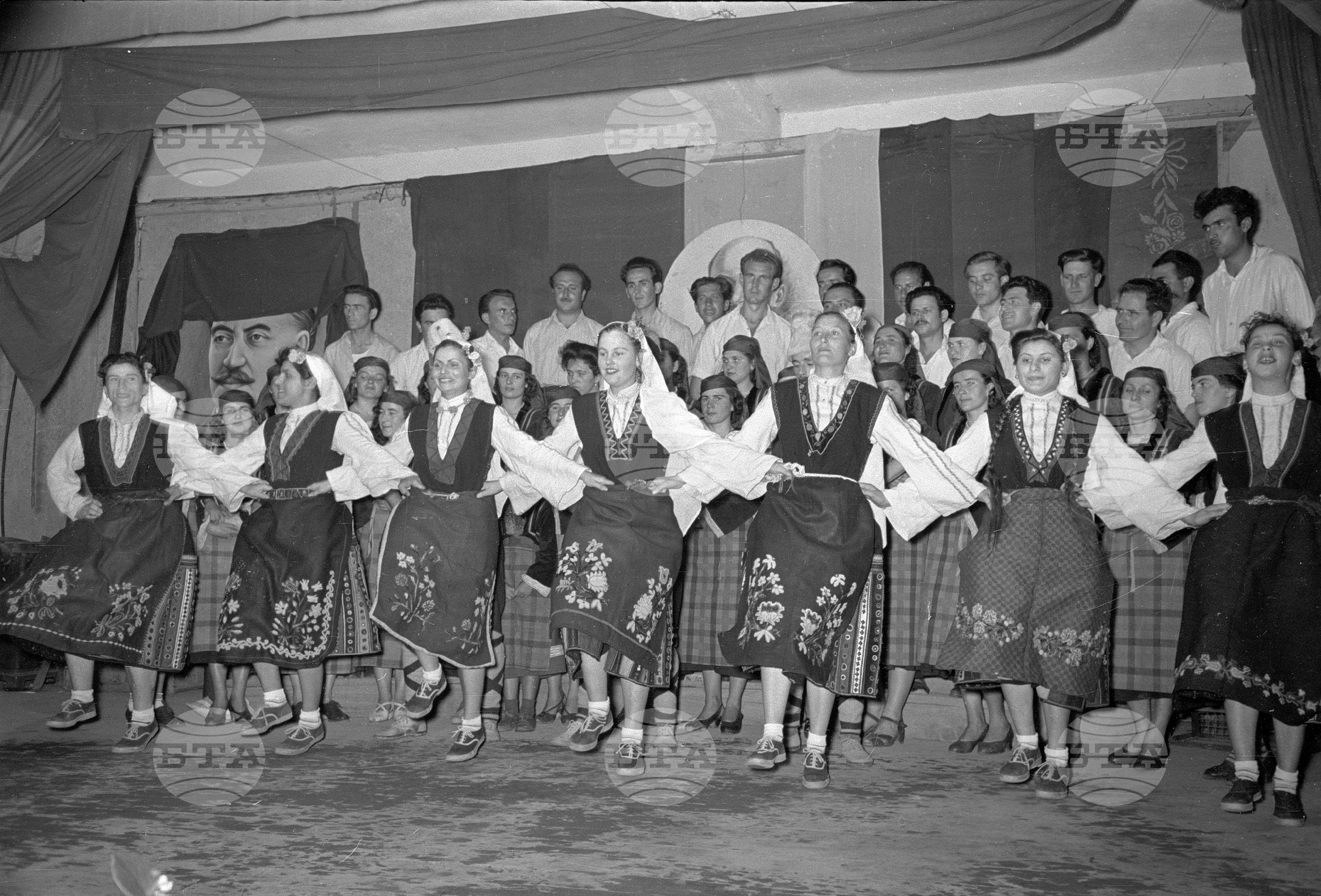 Из родопския минен басейн - 1956 година