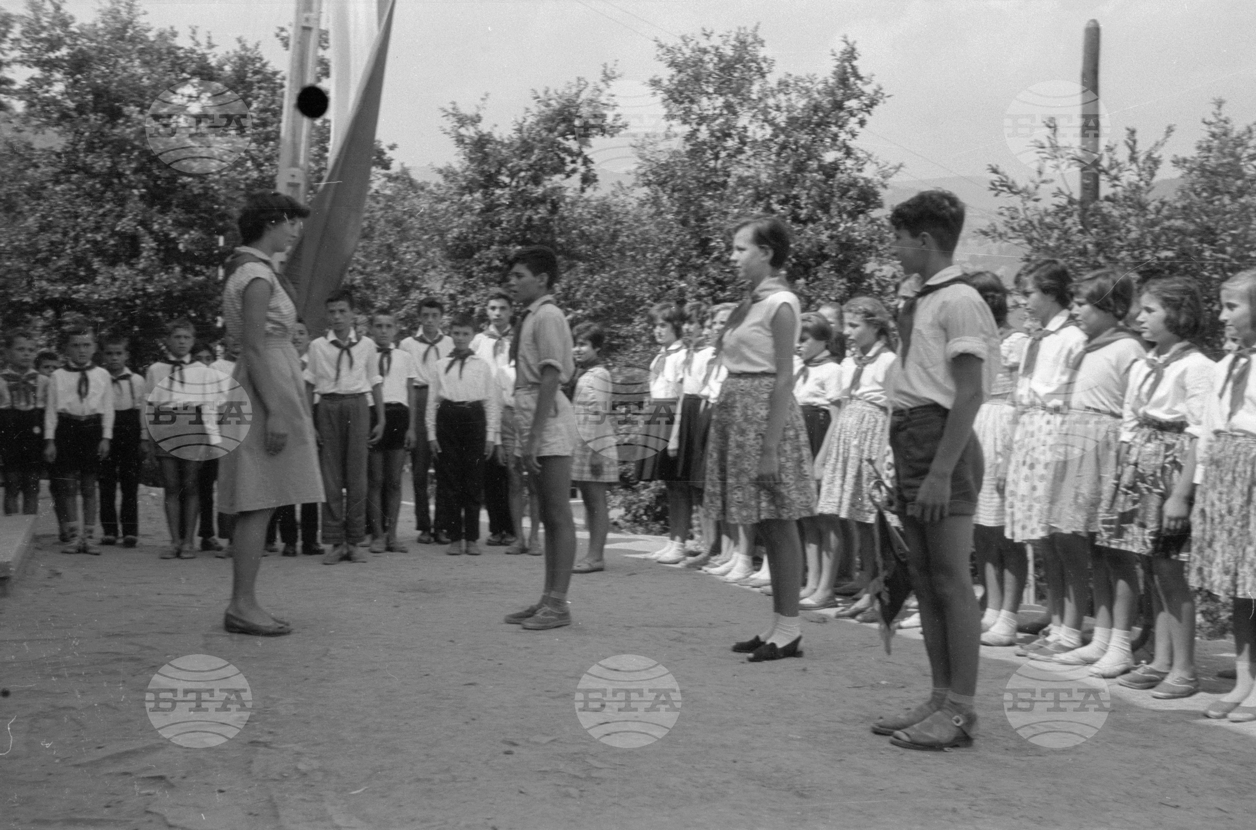В пионерския лагер до гара Лакатник - Искърското дефиле част 4