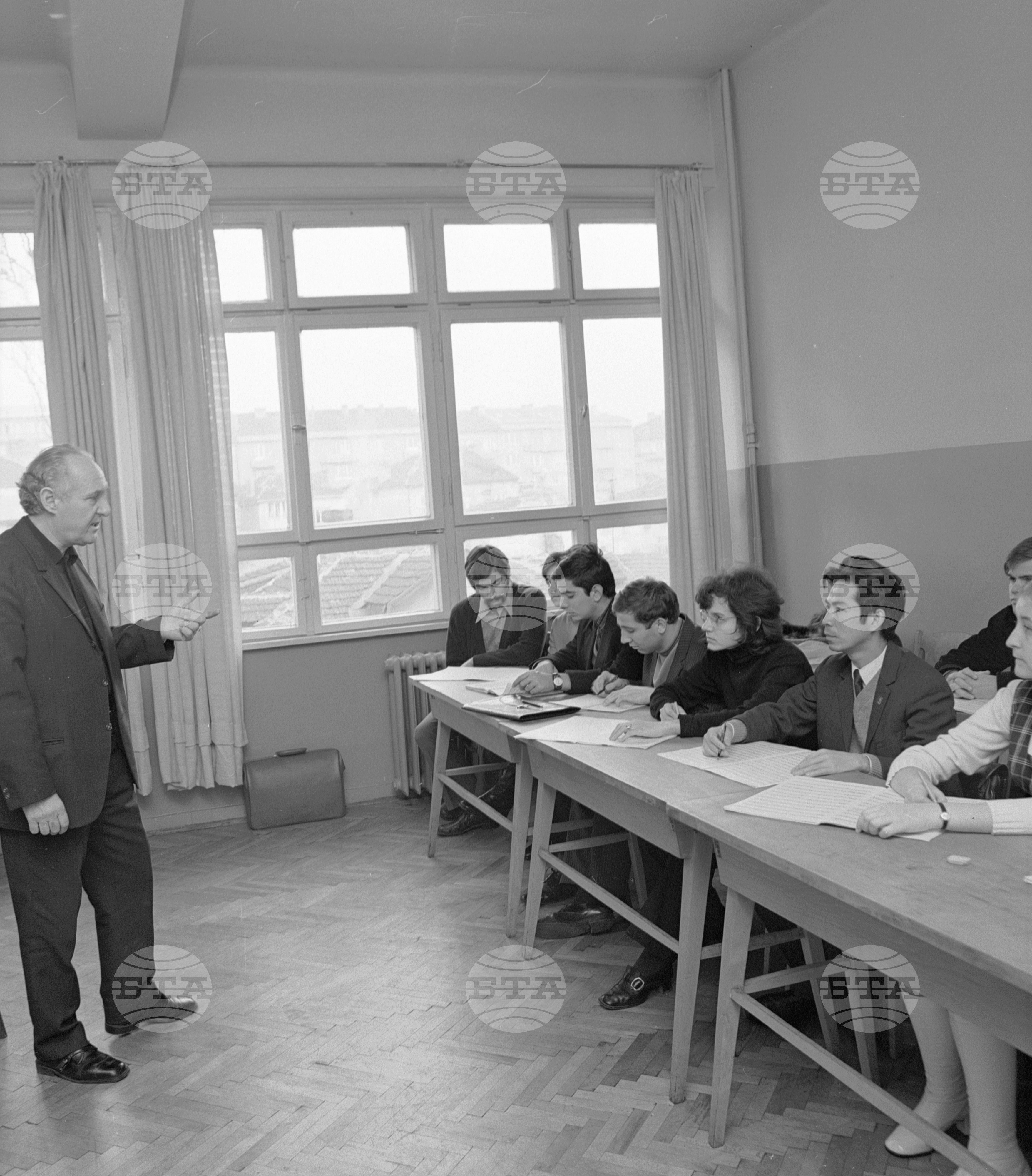 В Българска държавна консерватория