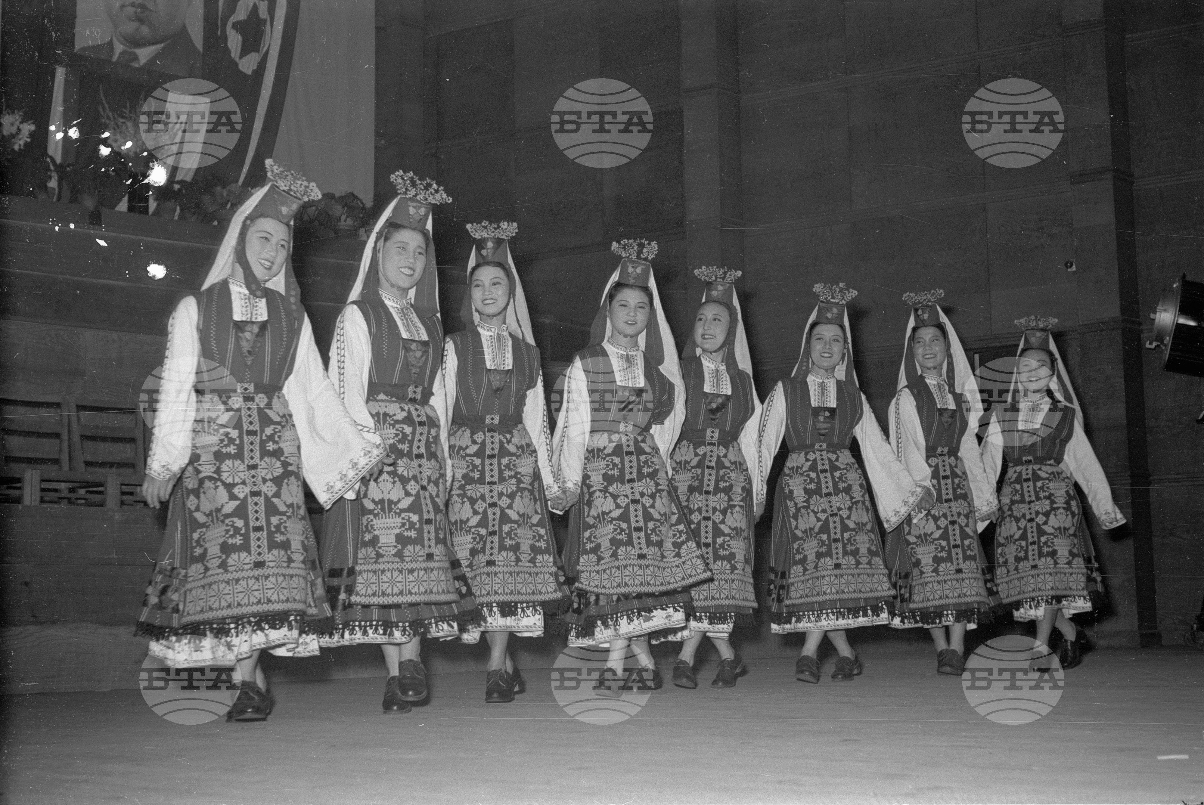 Ансамбъл за песни и танци при Корейската народна армия в България - 1953 година