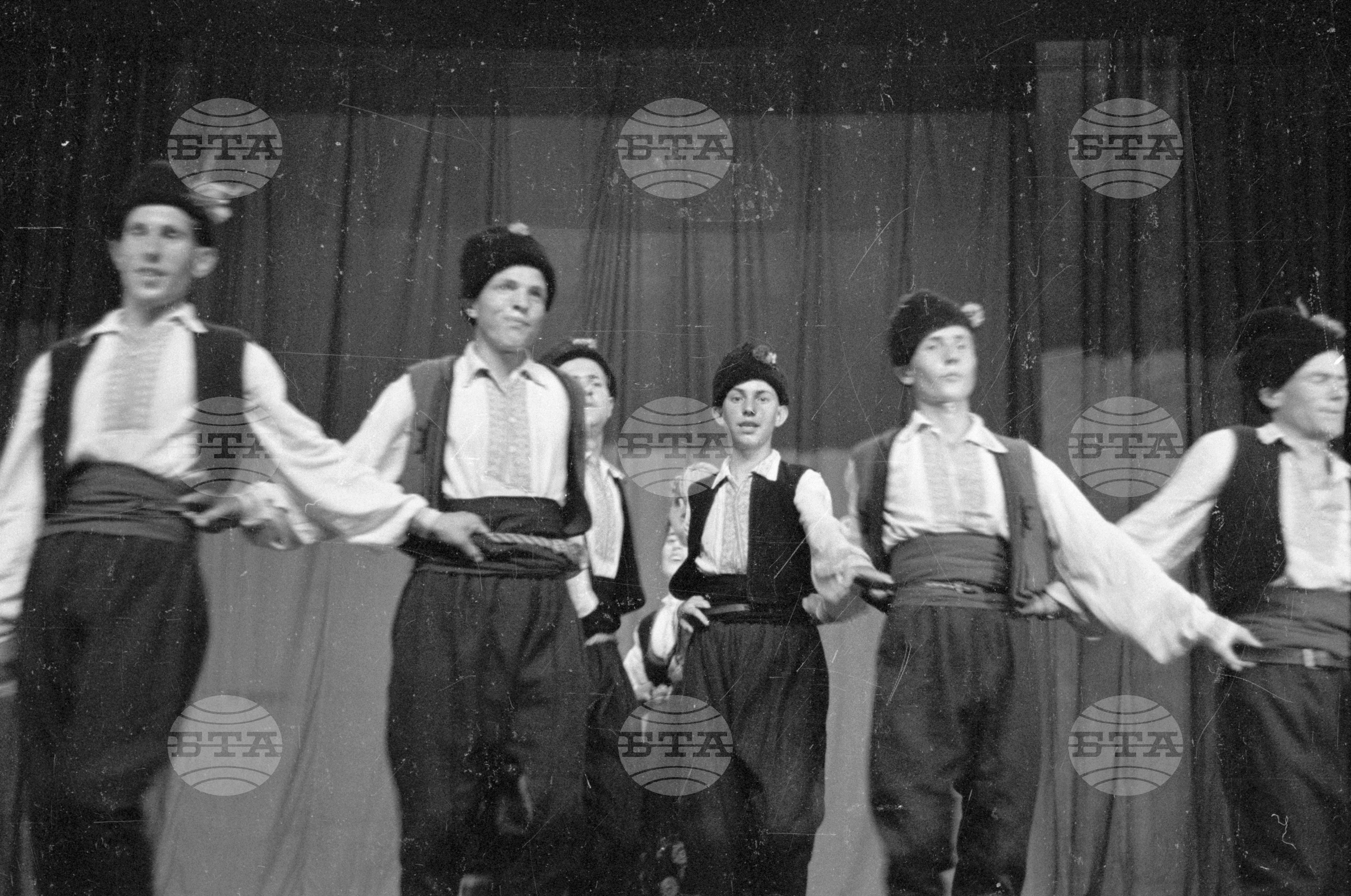 Окръжен преглед на художествената самодейност, 1951