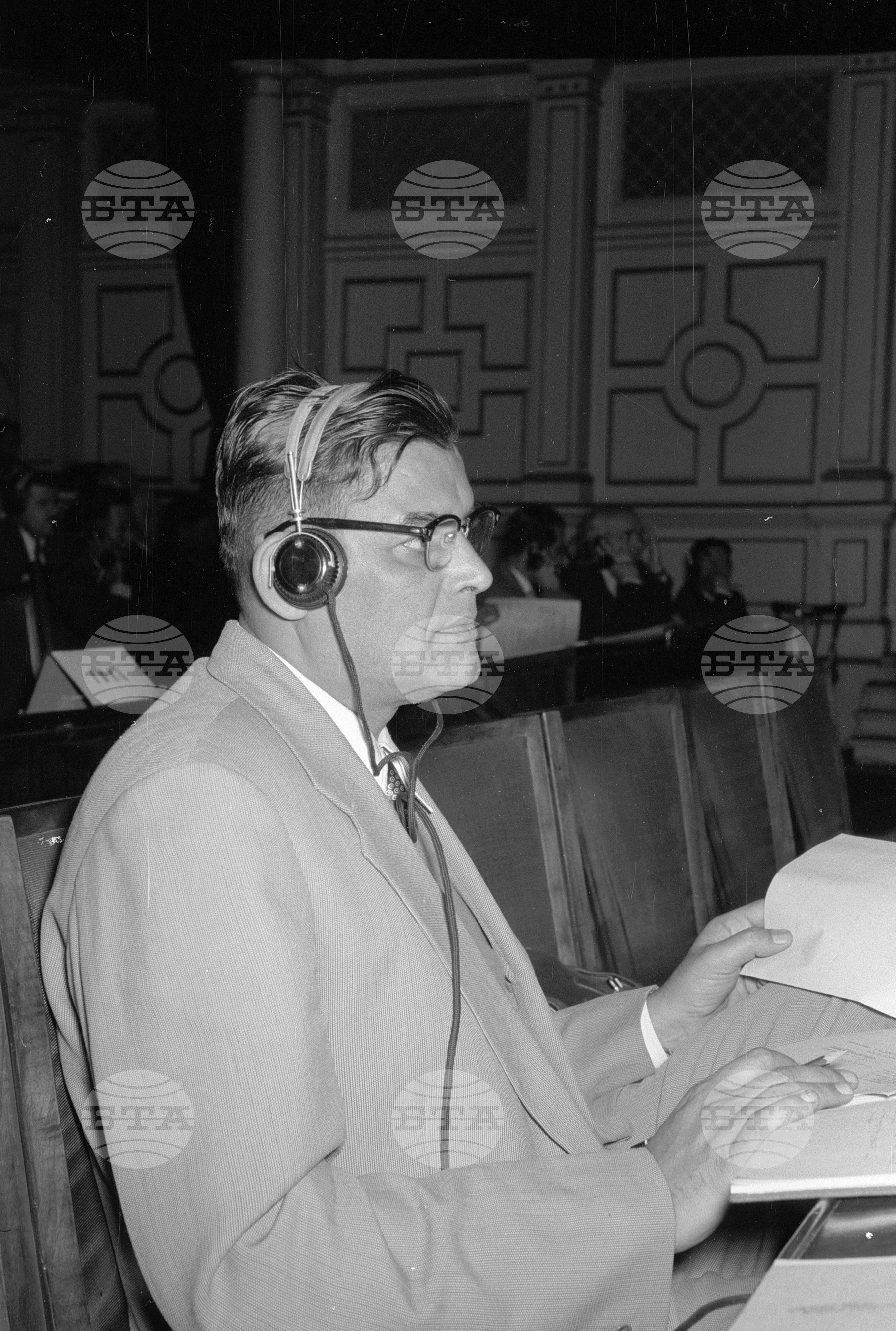 Осмата сесията на генералният съвет на СФПС