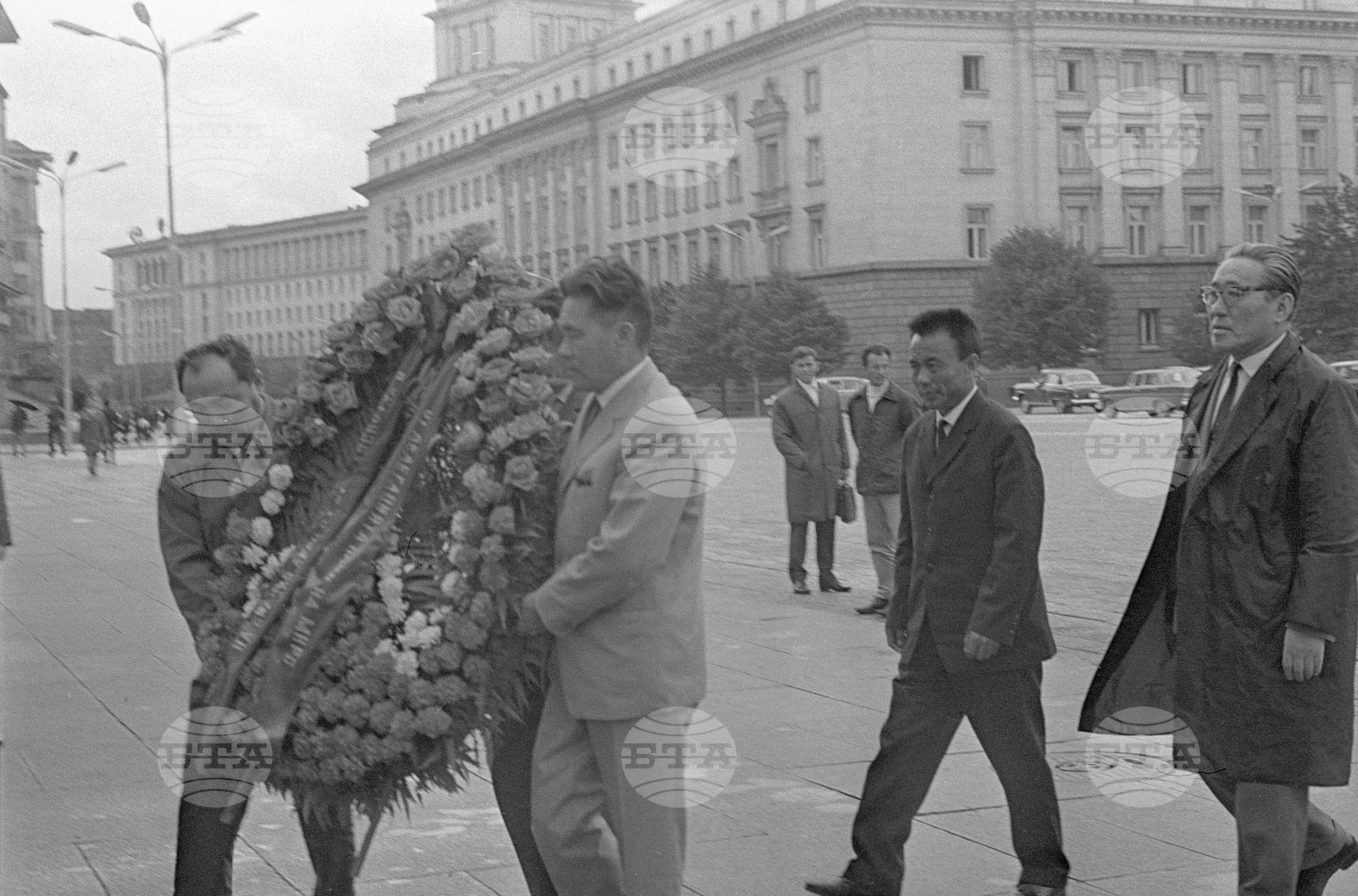 Монголска партийна делегация в България