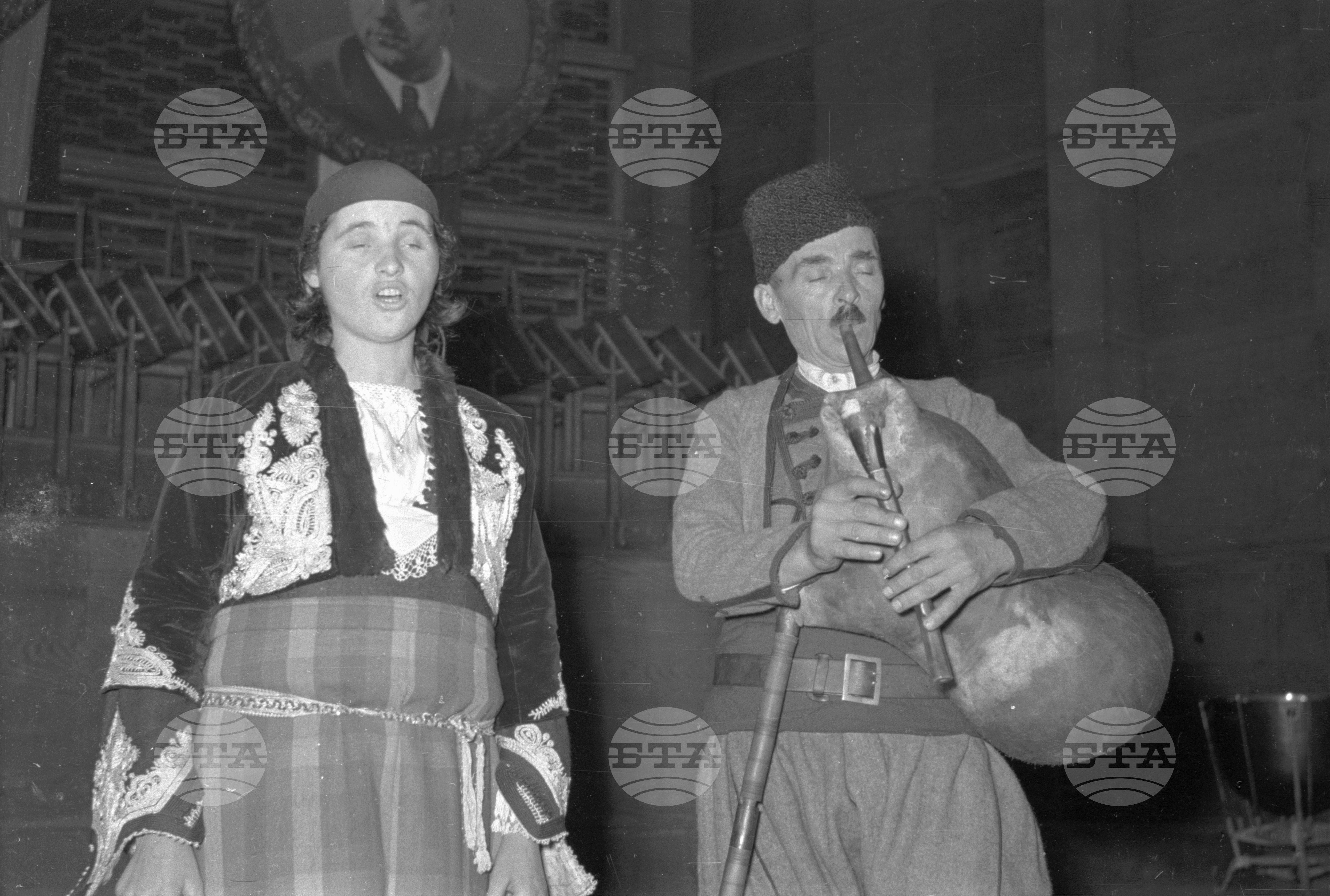 Националния преглед на народни певци и инструменталисти - 1953 година - заключителен спектакъл