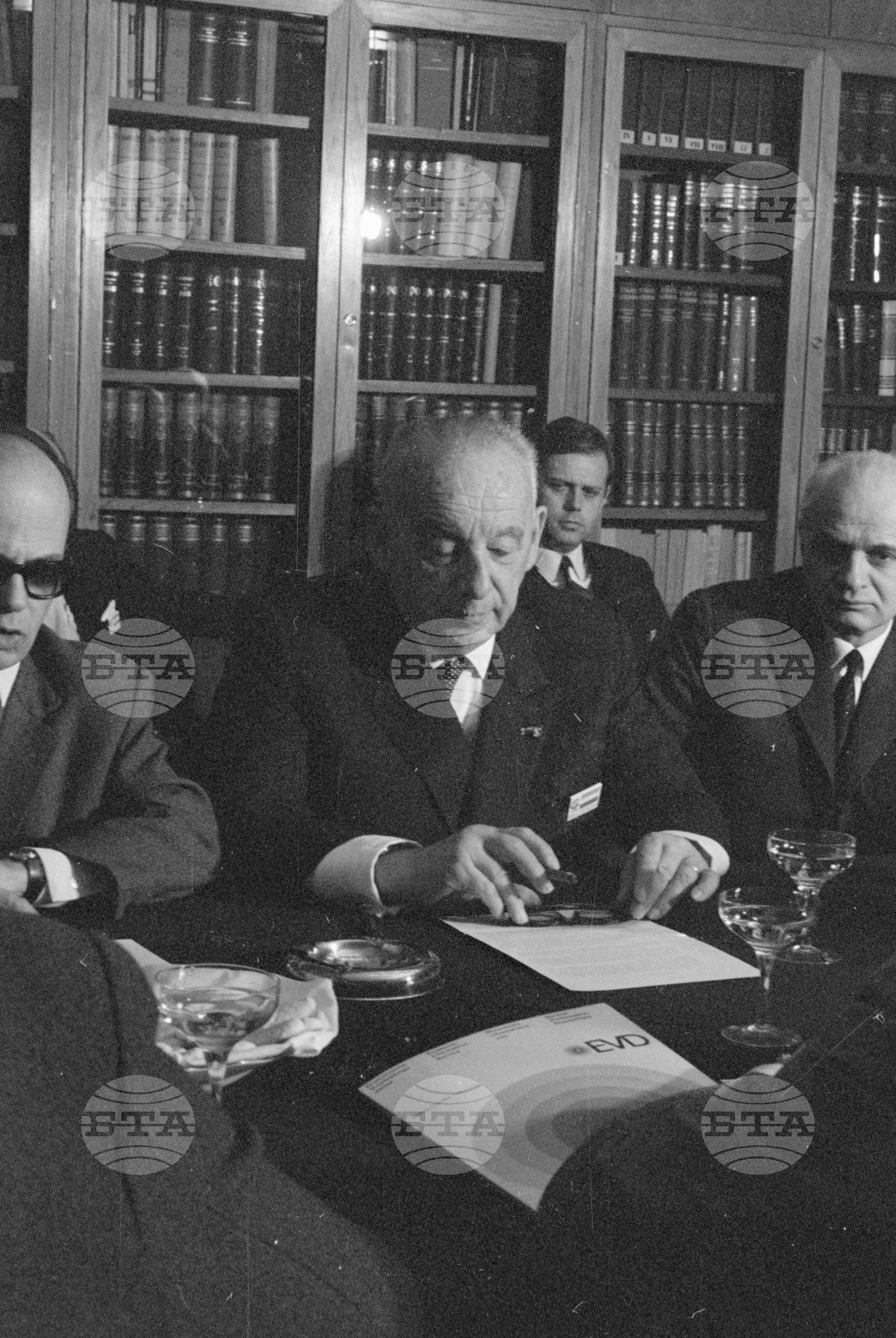 Пресконференция на холандската делегация