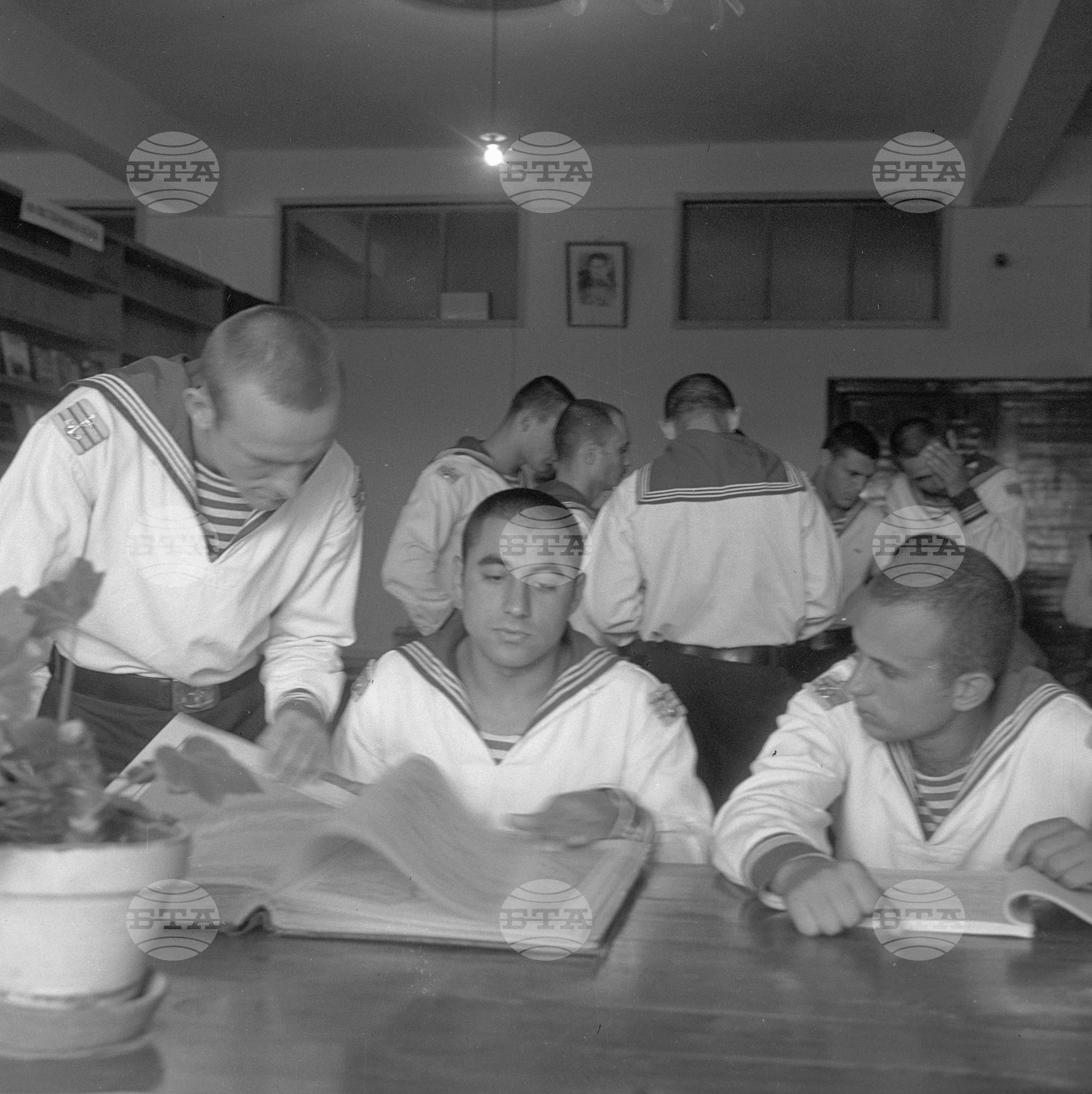 Висше народно военноморско училище "Н. Вапцаров" - Варна