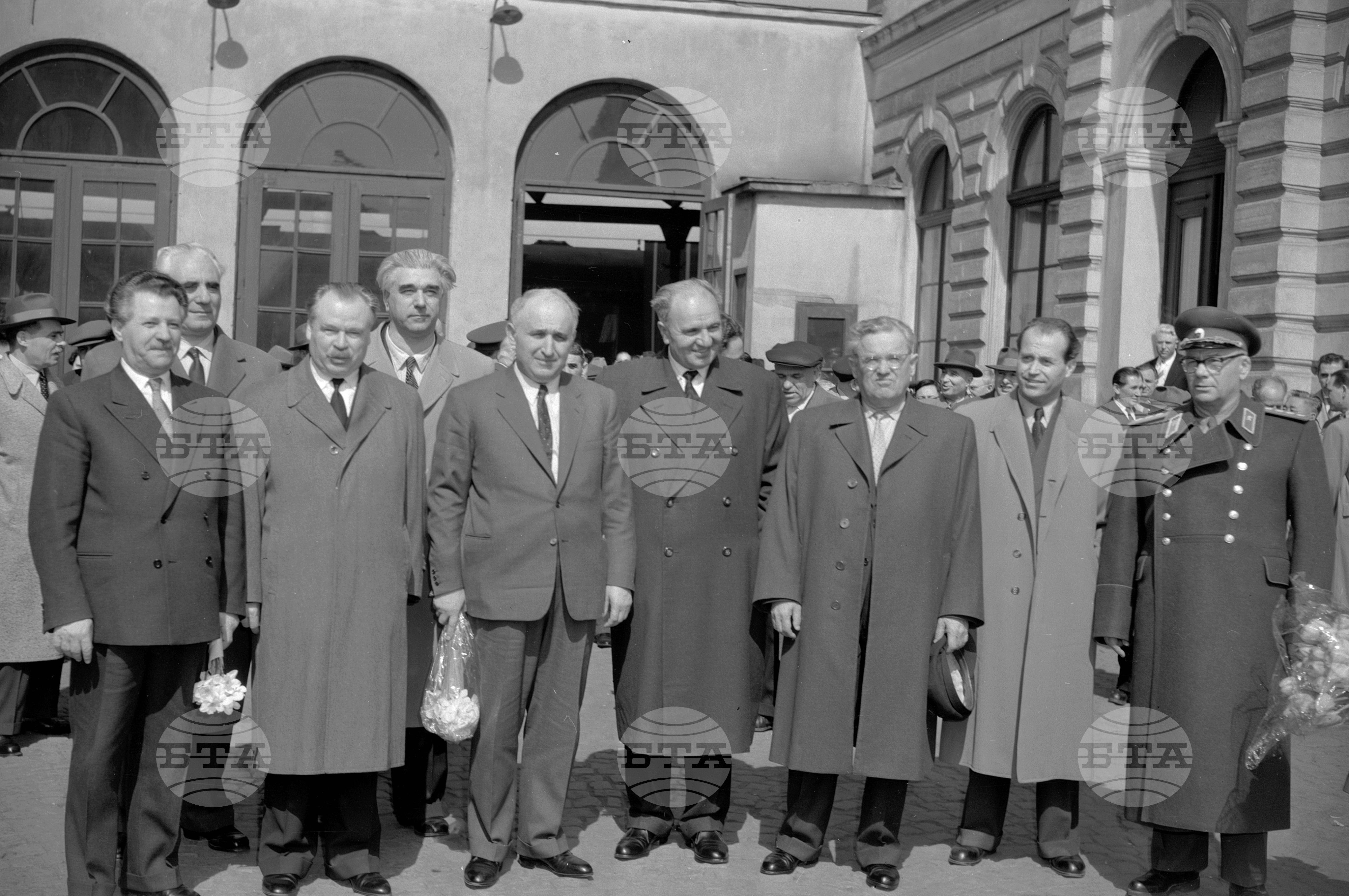 Посрещане на правителствената делегация от Москва