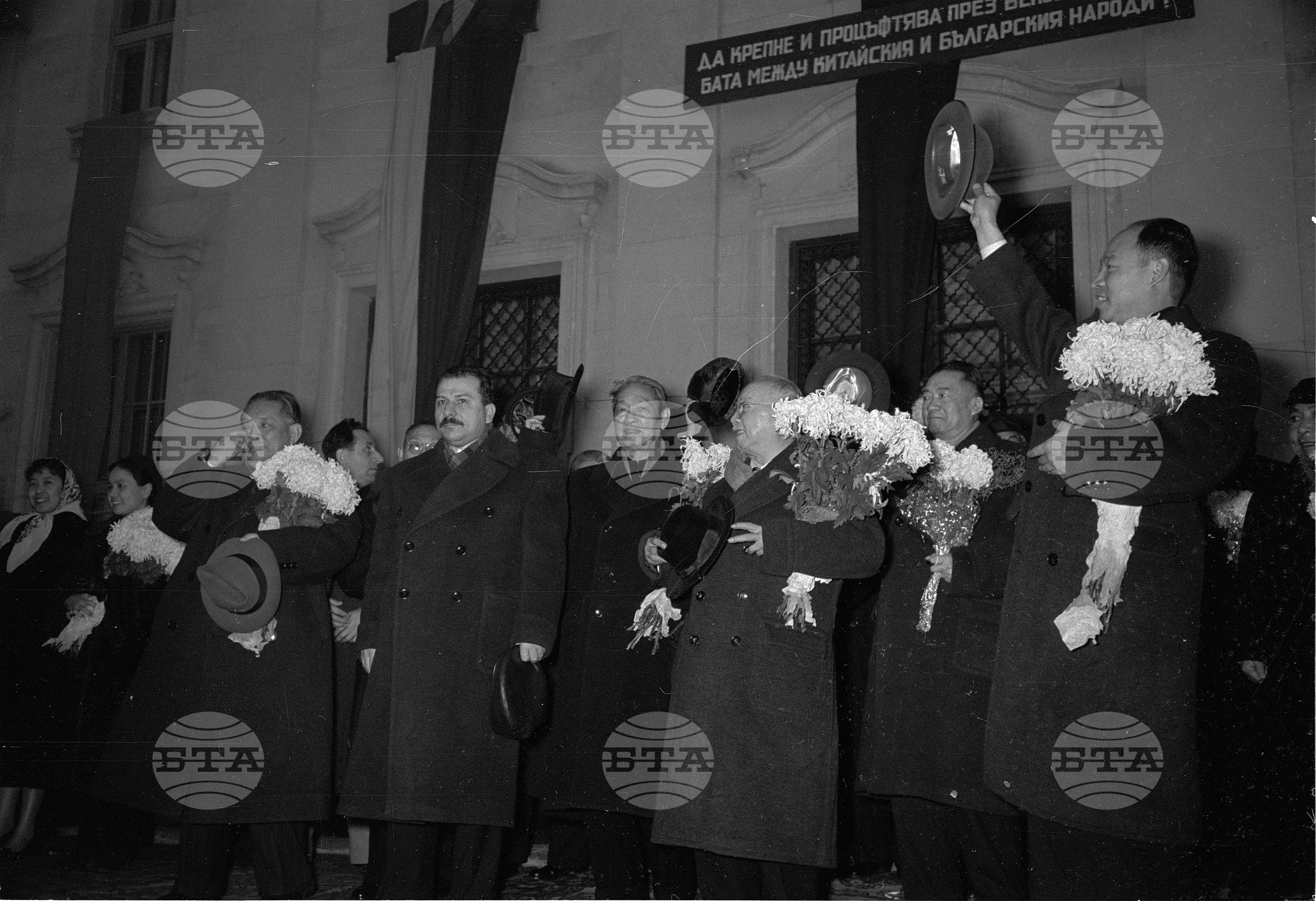 Посрещането на делегацията на Общокитайското събрание на народните представители
