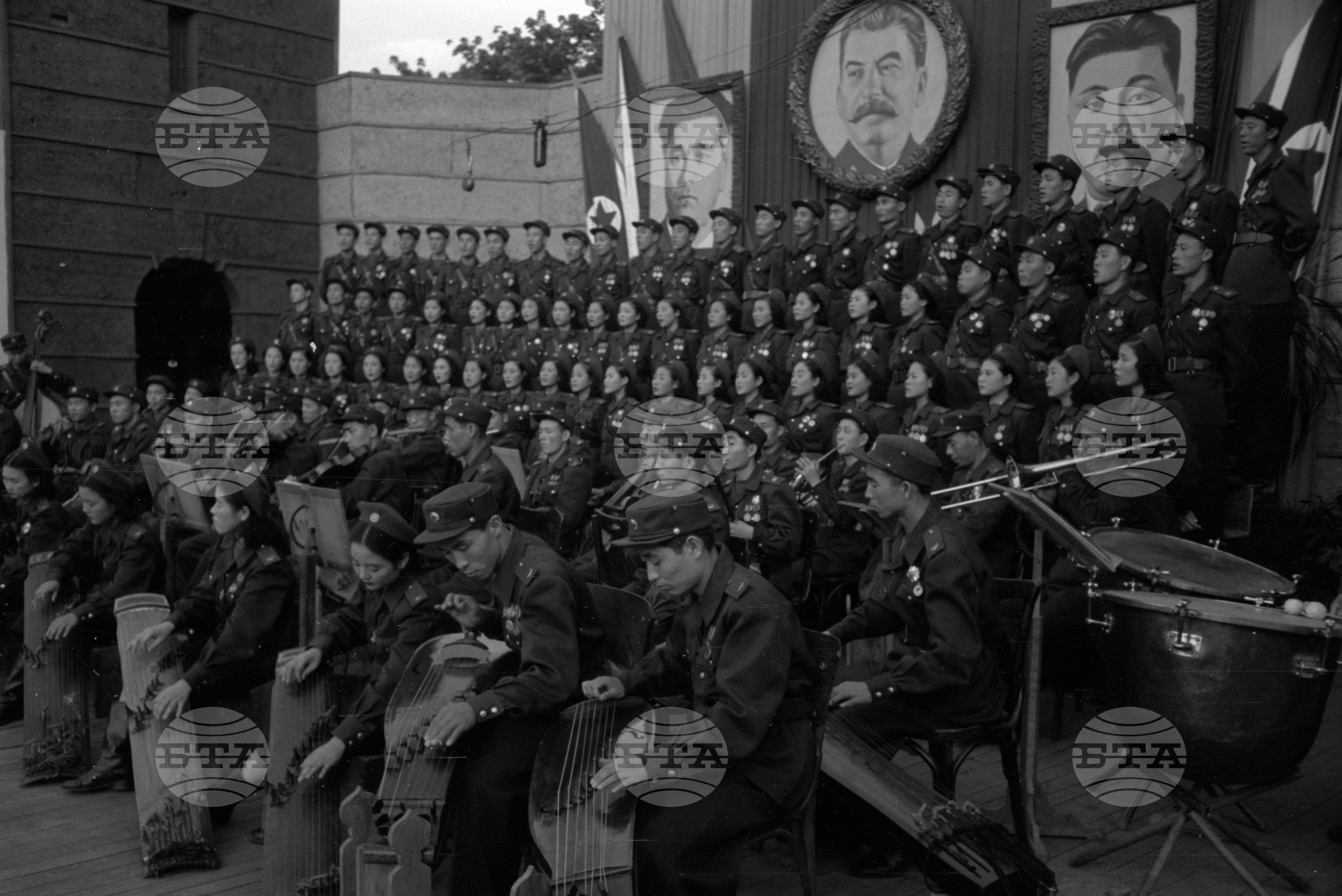 Ансамбъл за песни и танци при Корейската народна армия в България - 1953 година