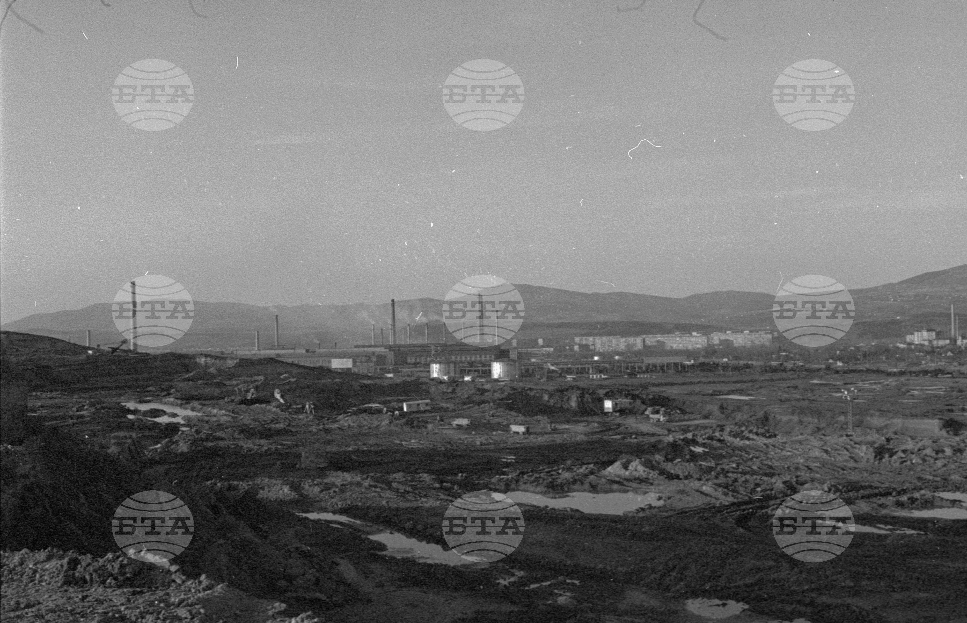 Посещение на заводите в Темелково (днес Батановци) и Перник