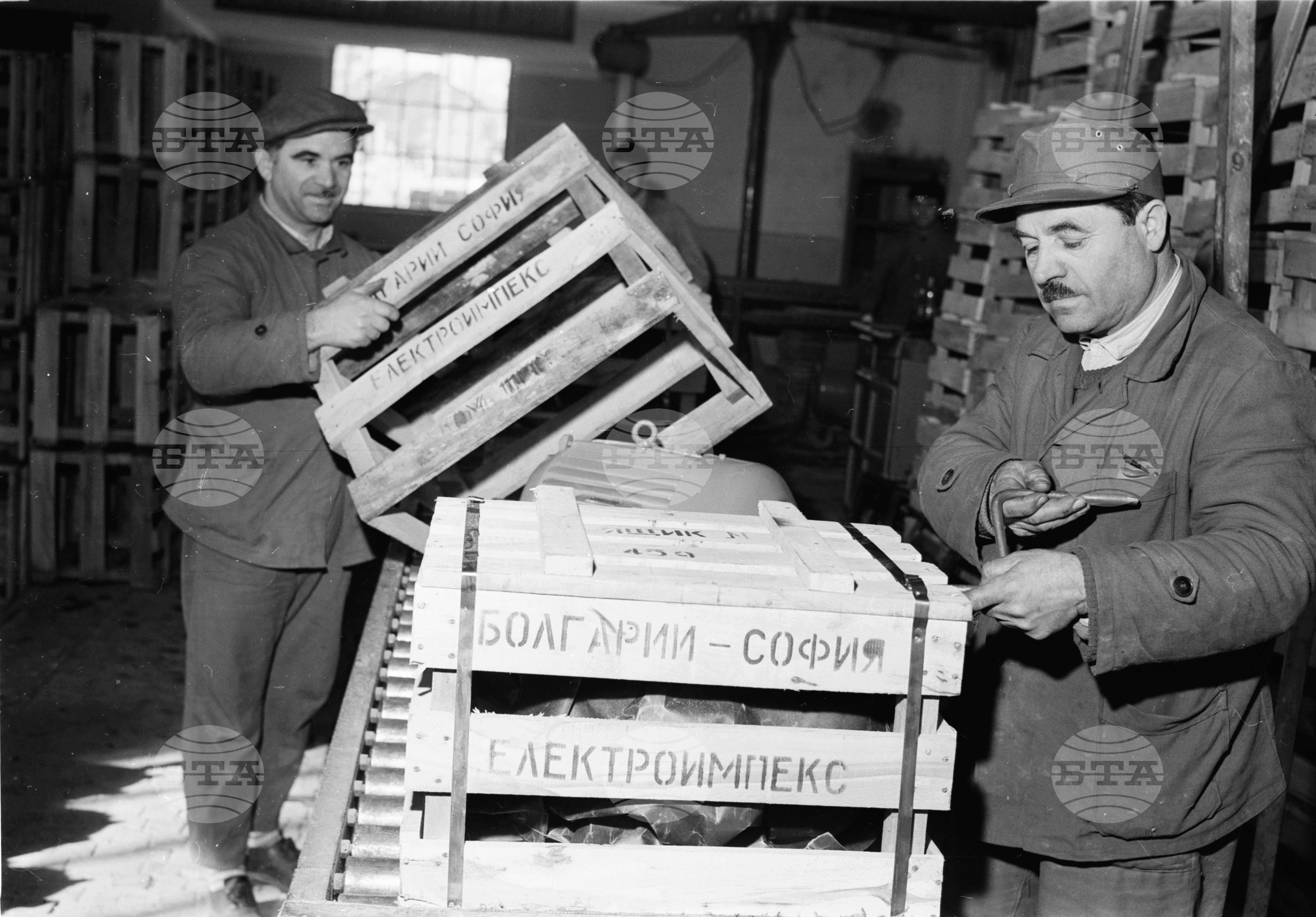 В завода за асинхронни електродвигатели - Пловдив